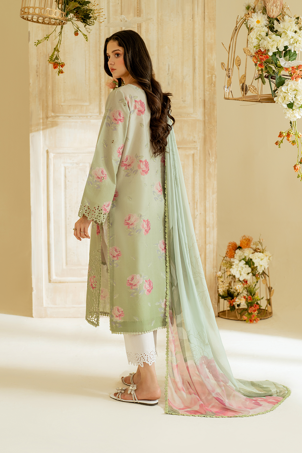 UE-445 Printed Lawn