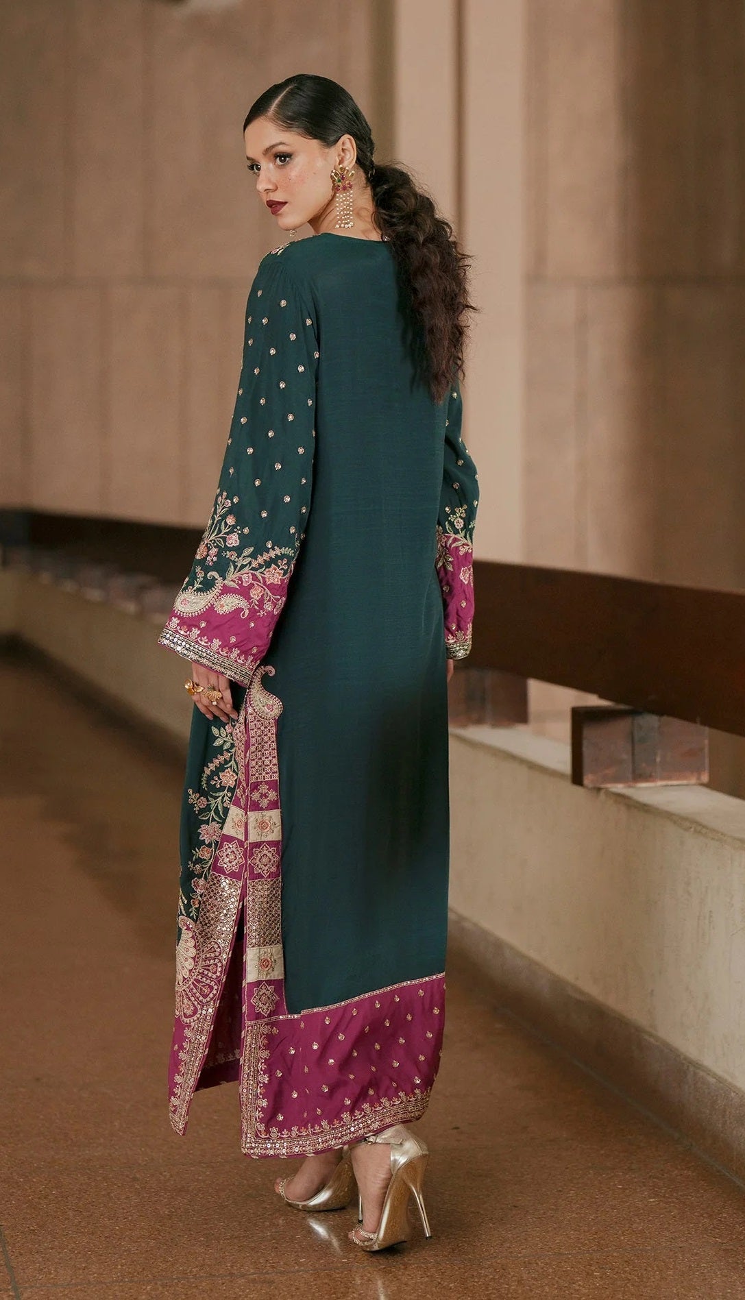 Ethnc Kaftan Luxury Silk Embroidered 3Pc Unstitched / Stitched Suit PA 0076