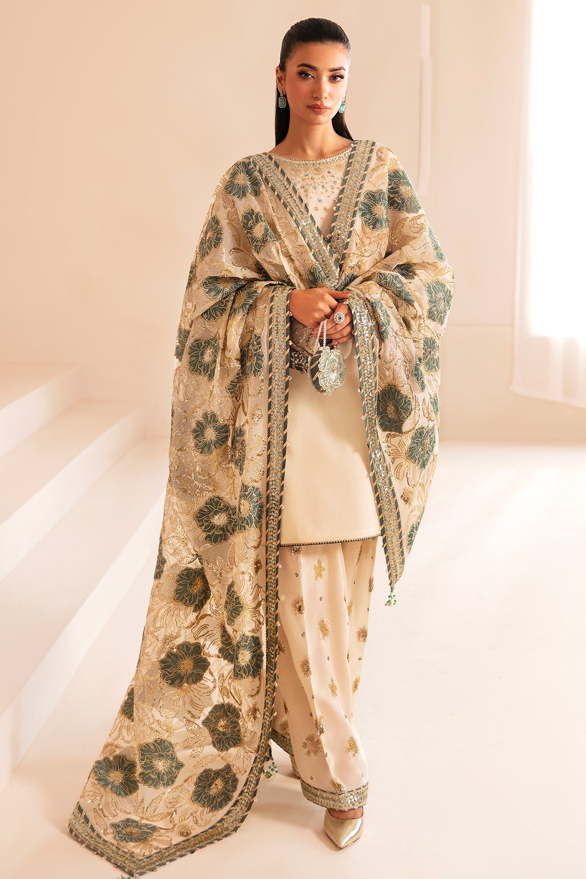 https://cdn.shopify.com/s/files/1/0011/0277/4316/files/4_f2f4cadc-a30e-4910-934b-c41d551de6ec.jpg?v=1752320625
