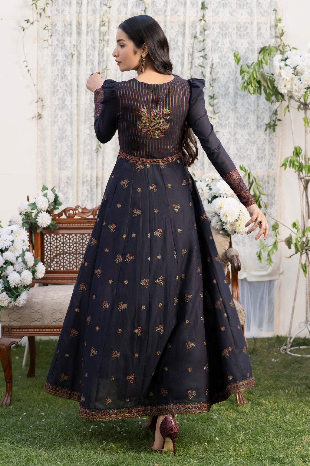IP-174 - Black Petunia