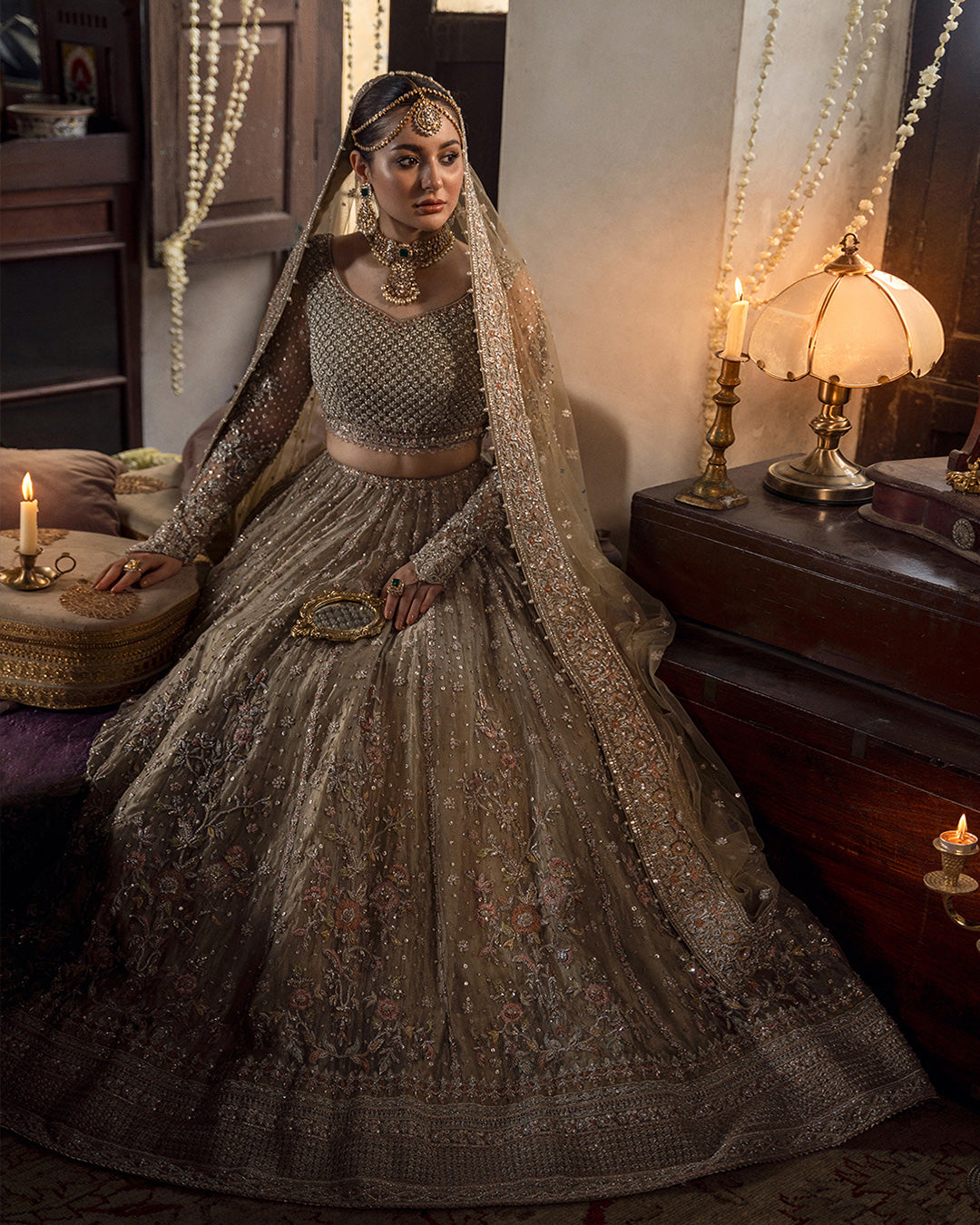 Faiza Saqlain – Mah Style
