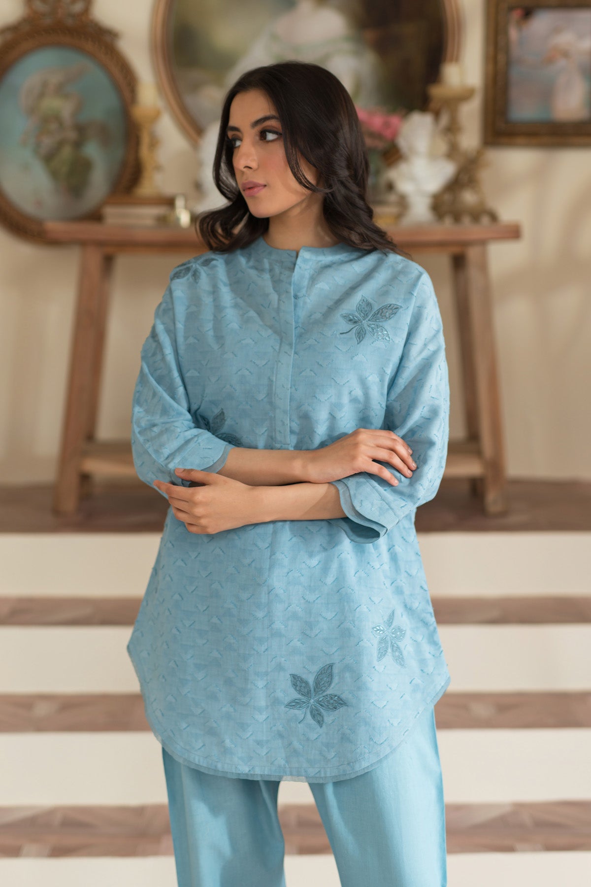 https://cdn.shopify.com/s/files/1/0704/5916/2937/files/4_4f1a5ae4-bdda-4d1a-b95c-573739f46d62.jpg?v=1752140088