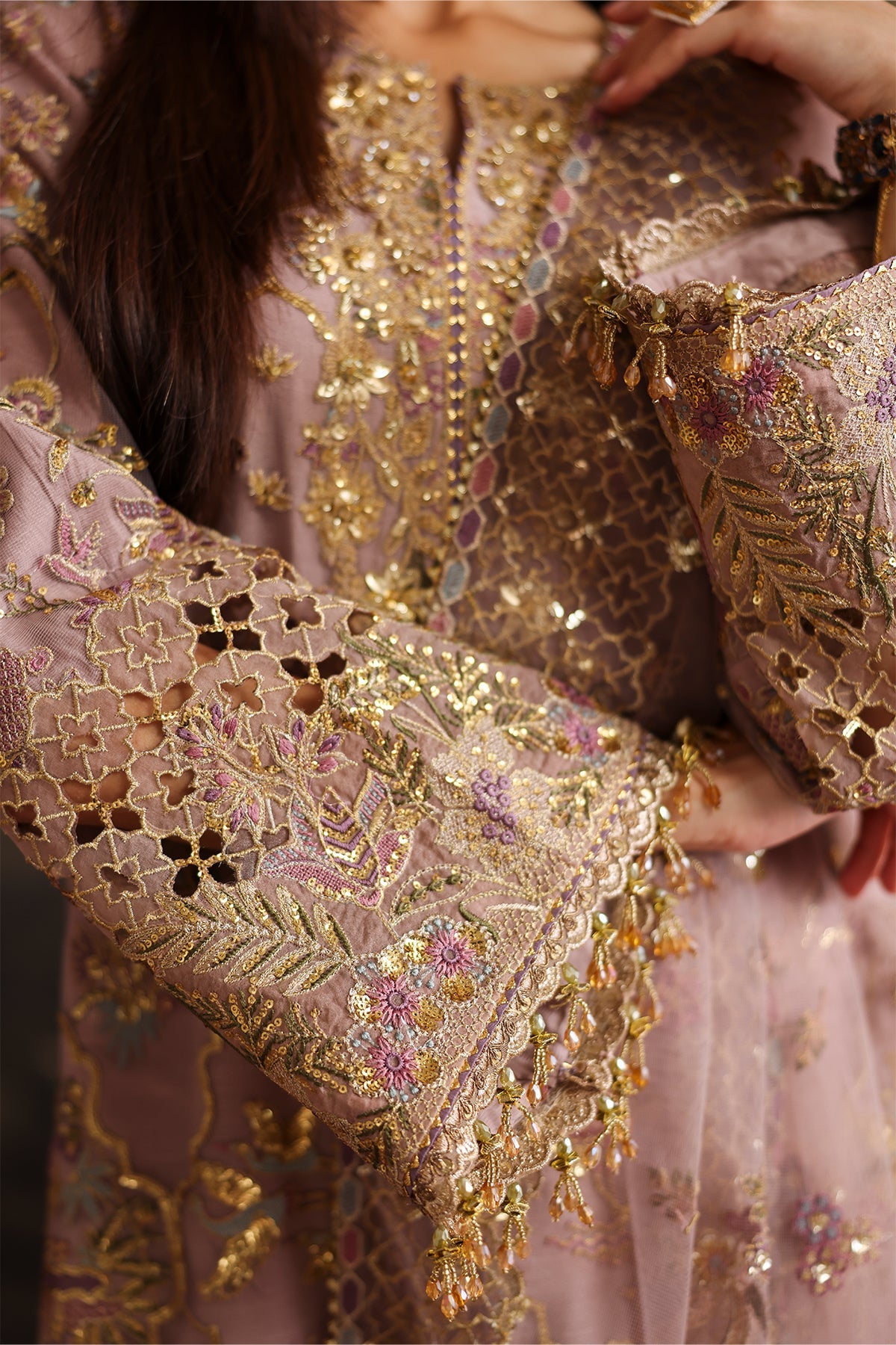 EMBROIDERED NET UF-4378