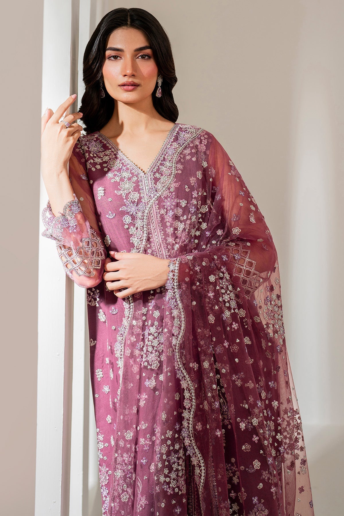 Farasha – Ariana Style