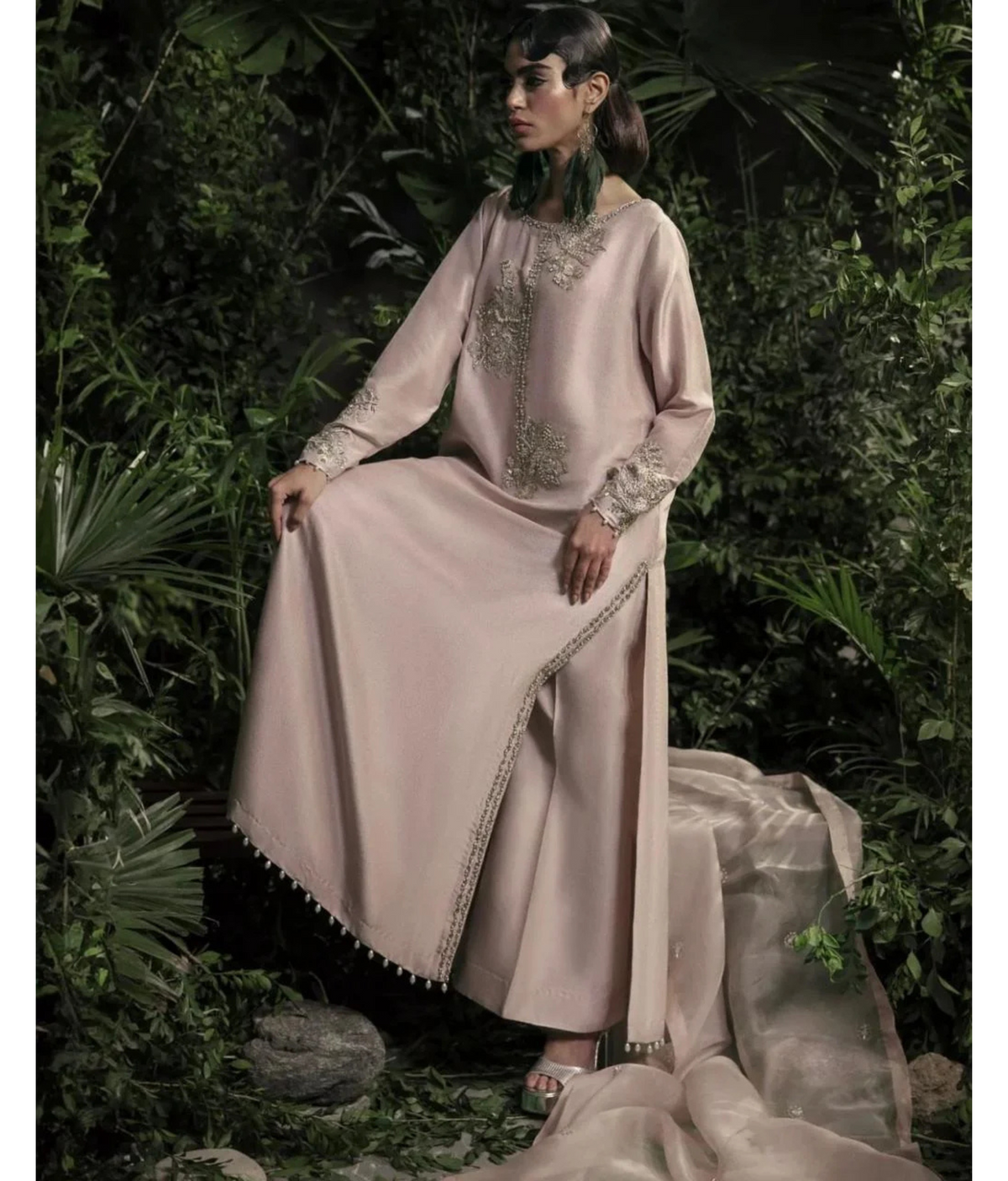 LUNA- Luxury Pret'24 - 14