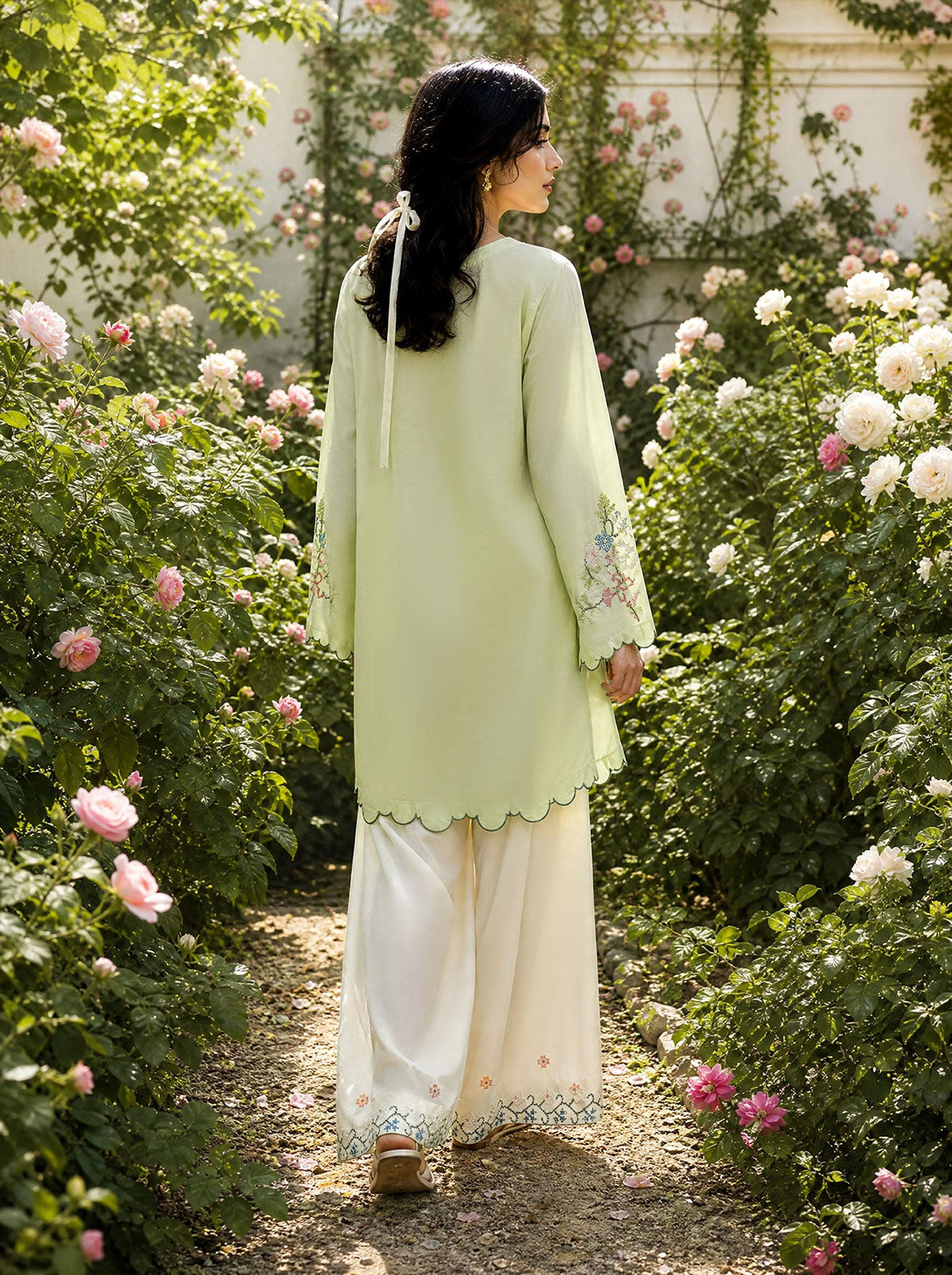 SS26DC-2626 LIGHT GREEN 2PCS EMBROIDERED KURTA WITH TROUSER