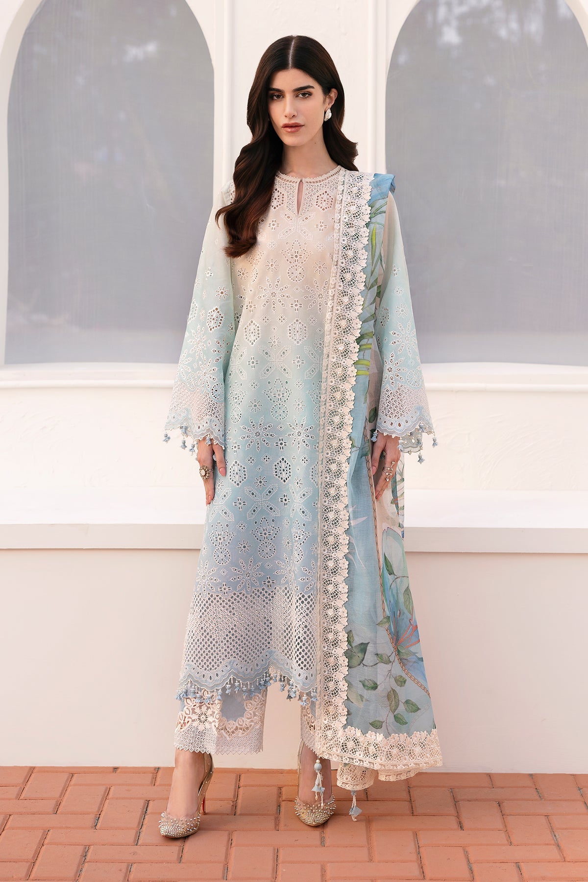 EMBROIDERED LAWN UF-4185