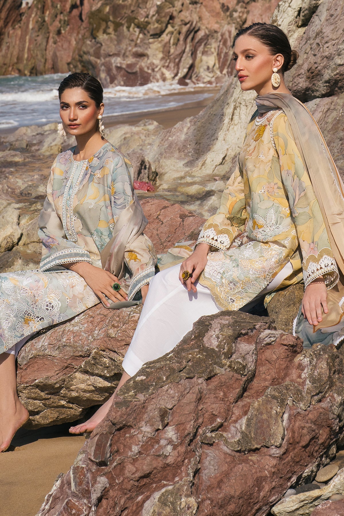 EMBROIDERED PRINTED LAWN SF-4120