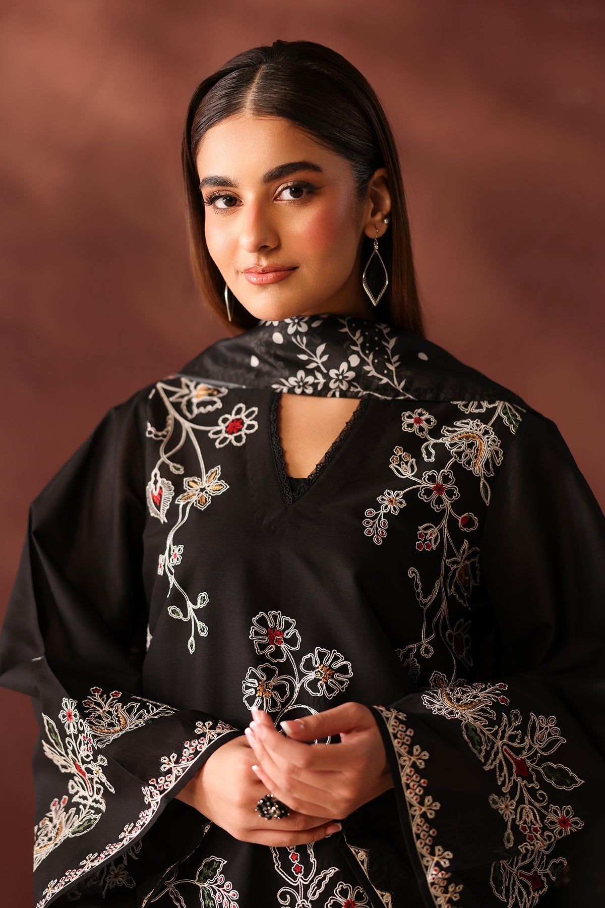 EMBROIDERED LAWN SF-4483