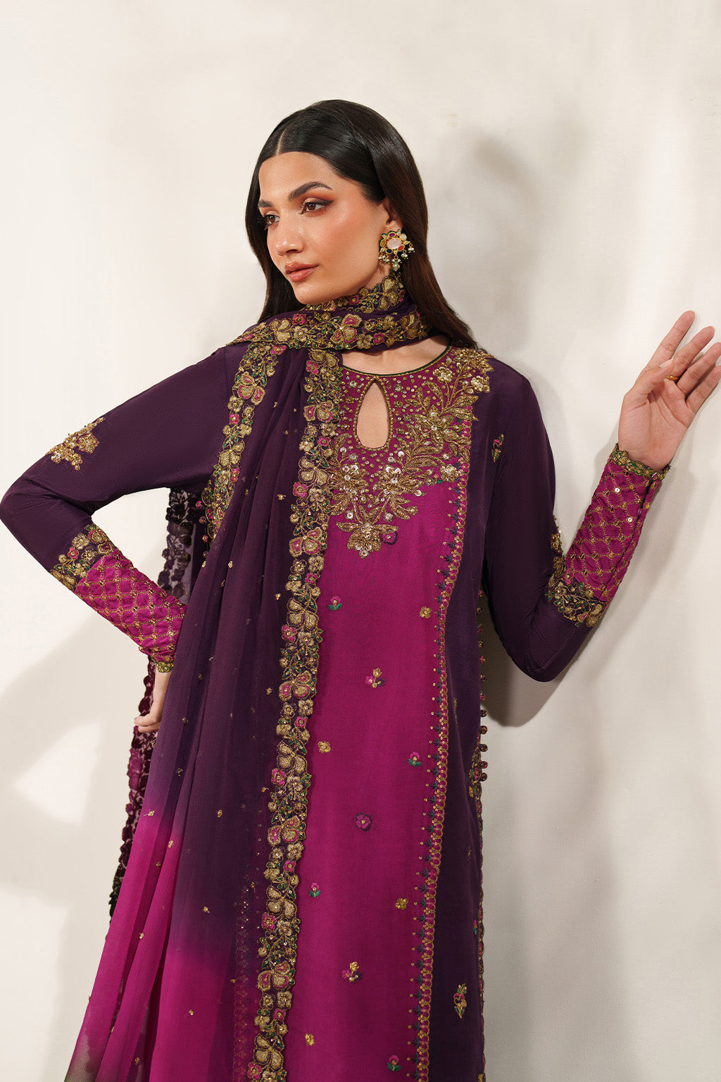 UE-611 Embroidered Ramen Silk