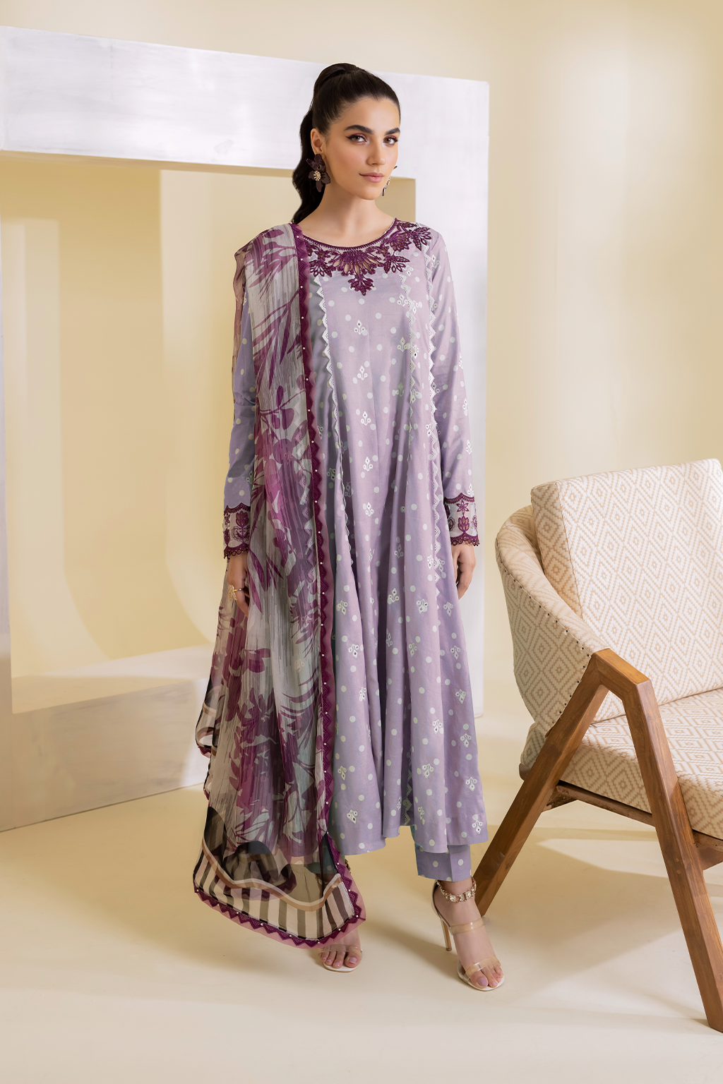 UE-234 Printed Lawn