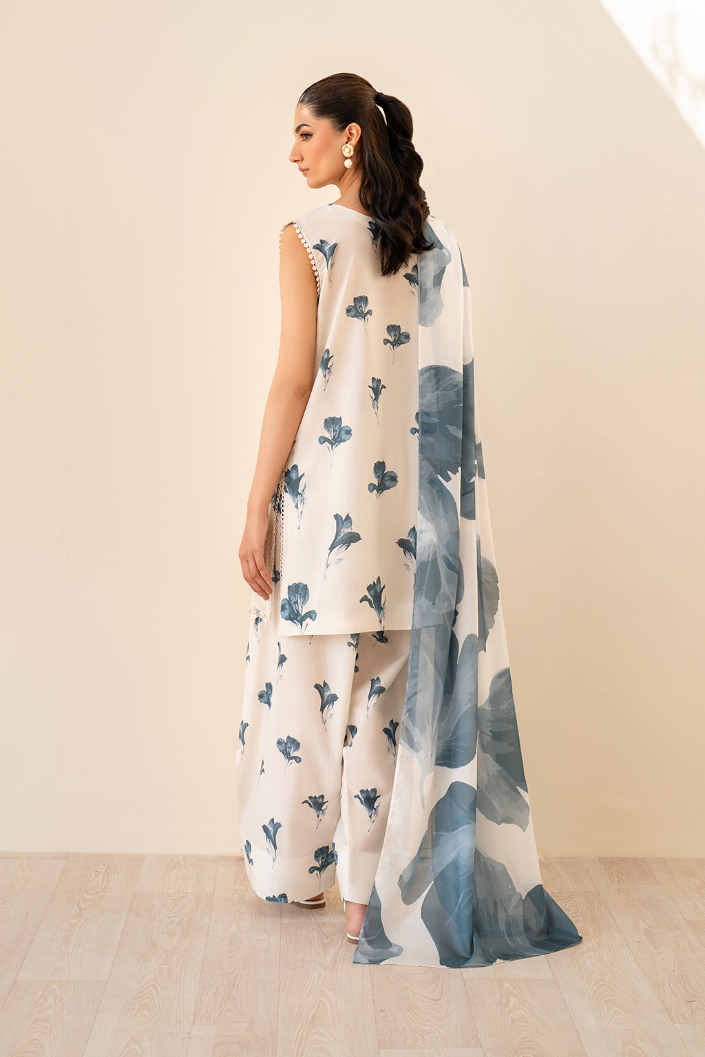 UE-442 Borer Embroidered Printed Lawn
