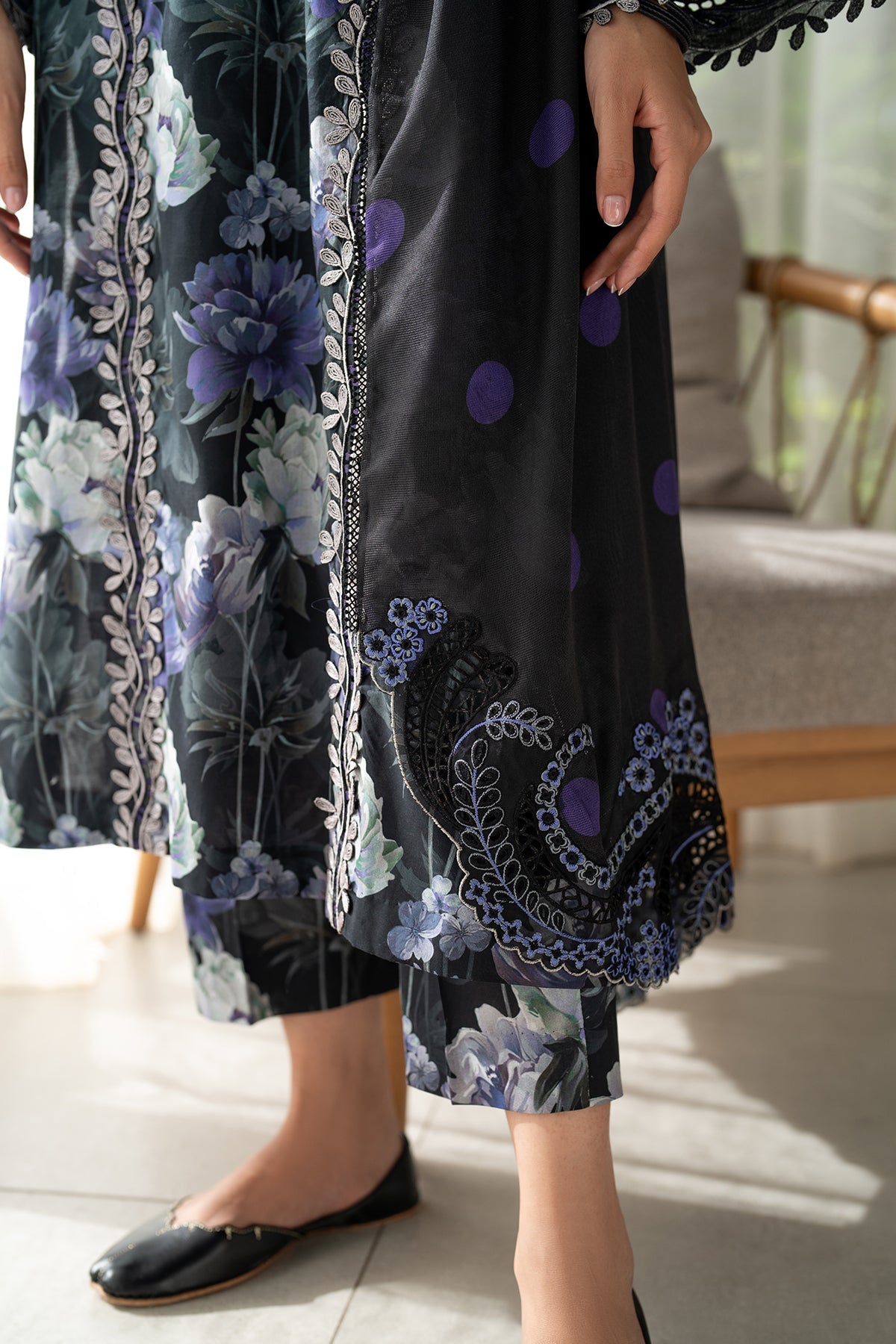 EMBROIDERED PRINTED LAWN SF-4093