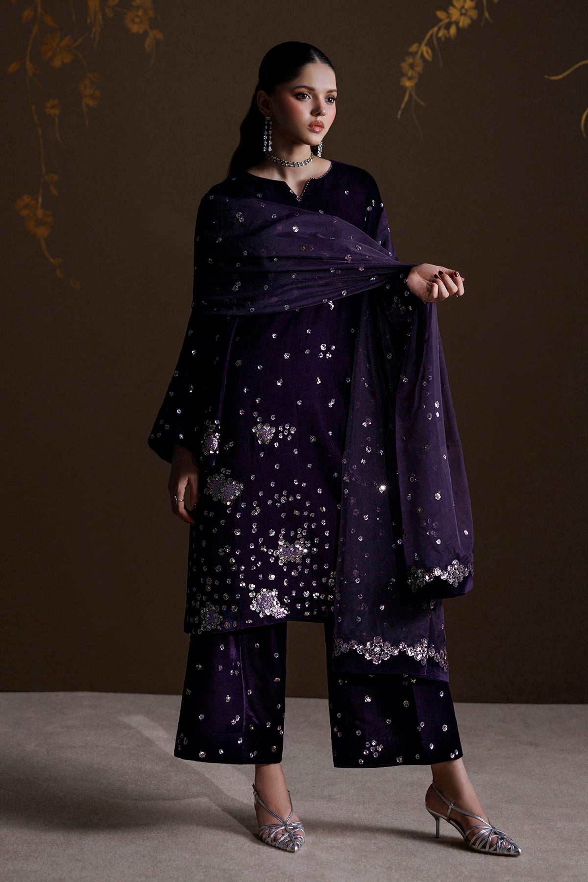 EMBROIDERED VELVET UF-4549