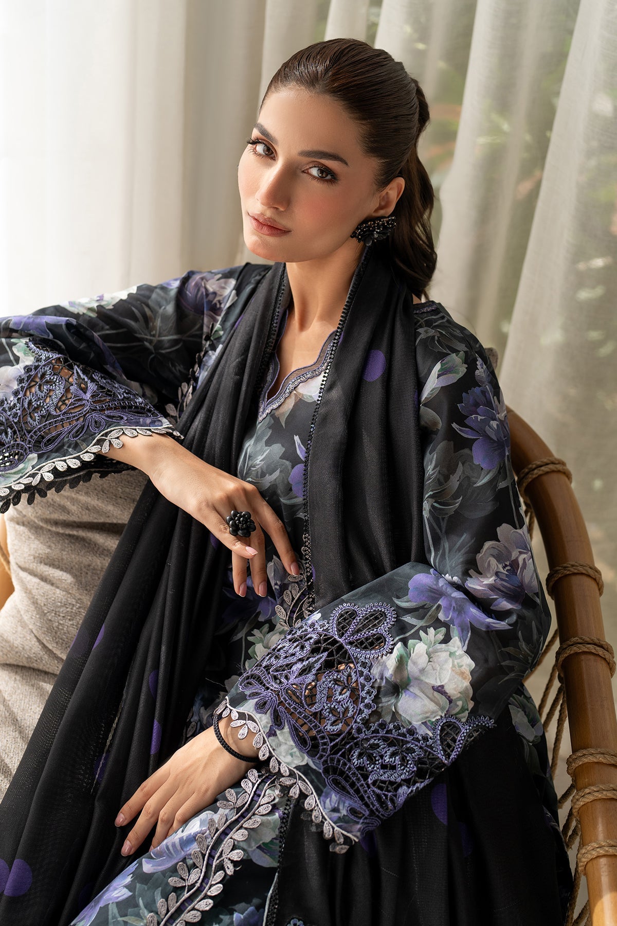 EMBROIDERED PRINTED LAWN UF-4093