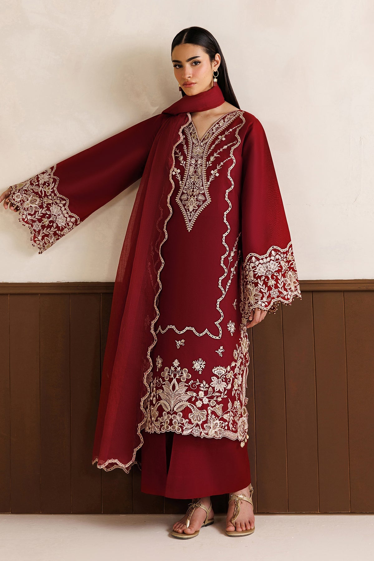 EMBROIDERED LAWN UF-4473