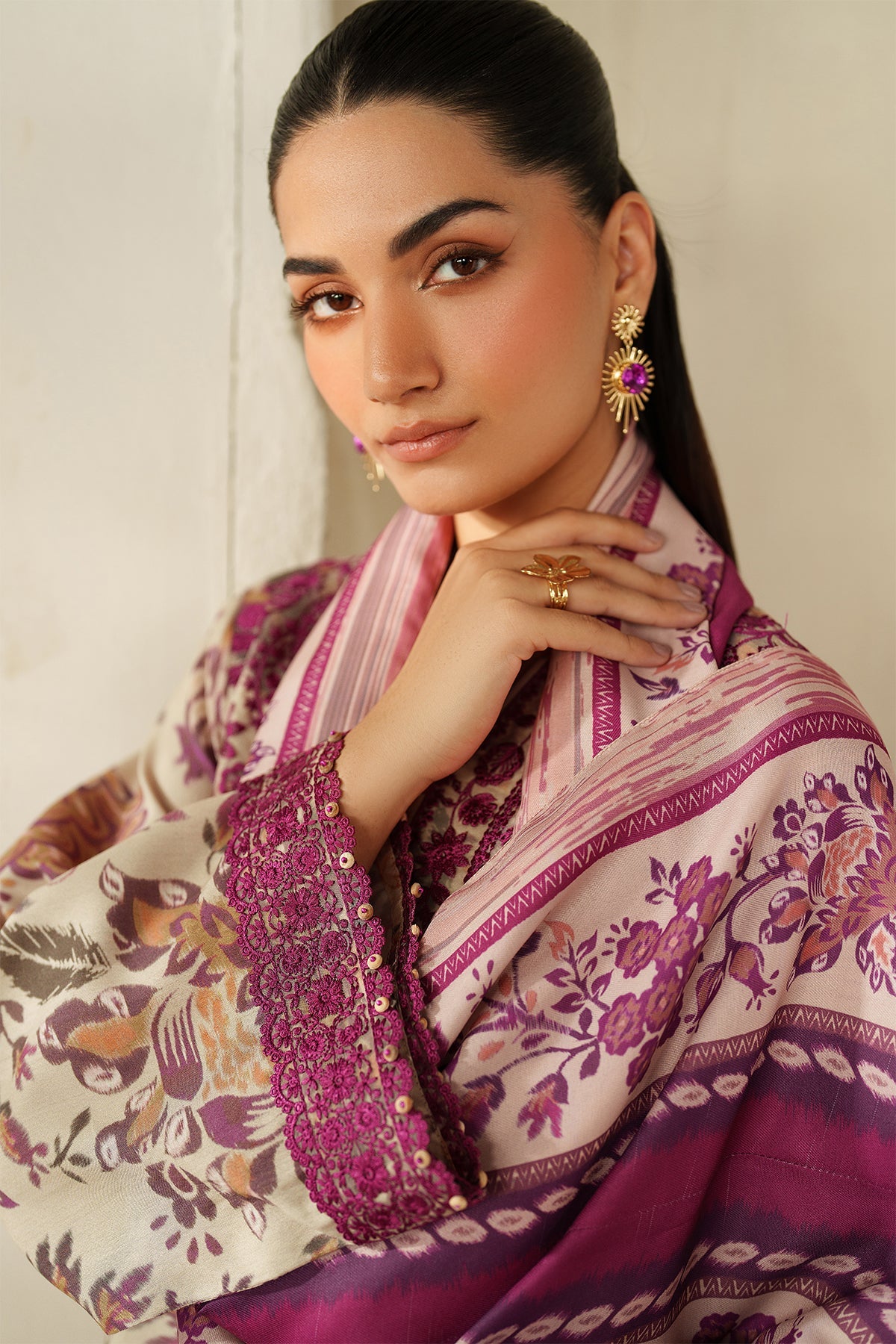 EMBROIDERED KHADDAR UF-4329