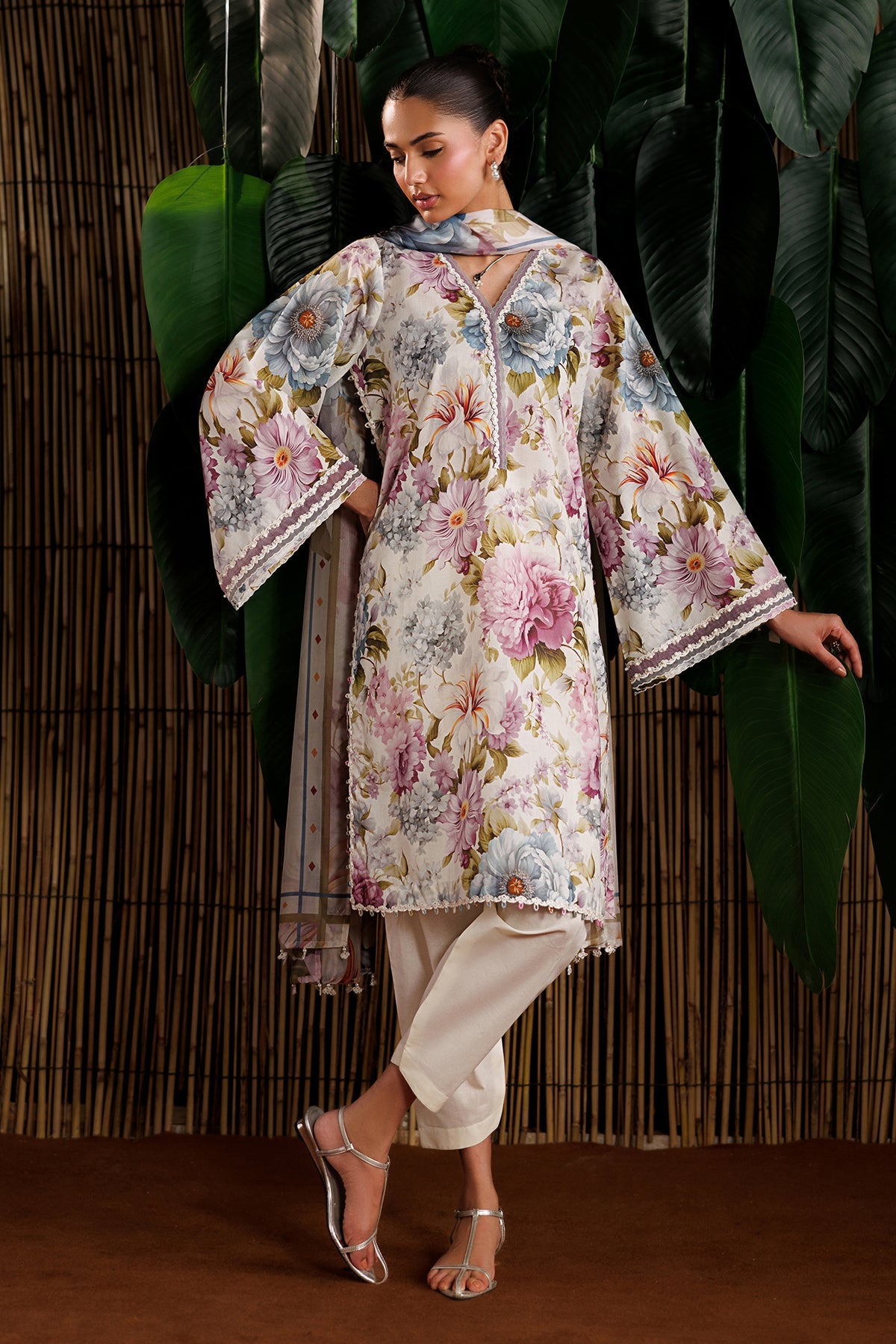 EMBROIDERED LAWN UF-4531