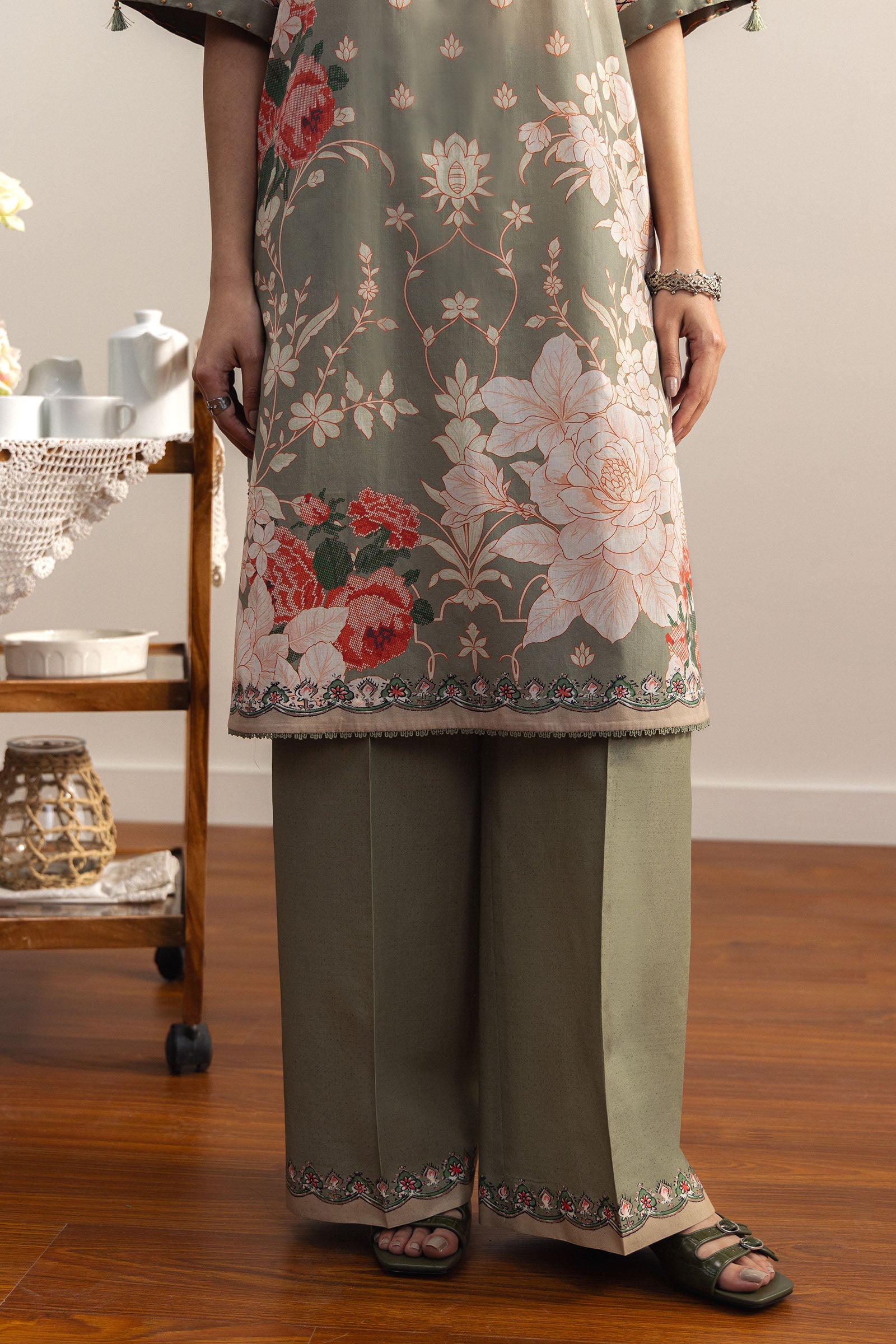 https://cdn.shopify.com/s/files/1/0886/3957/0230/files/5_07f3e979-d169-409d-9c85-73876a5d7907.jpg?v=1776245698