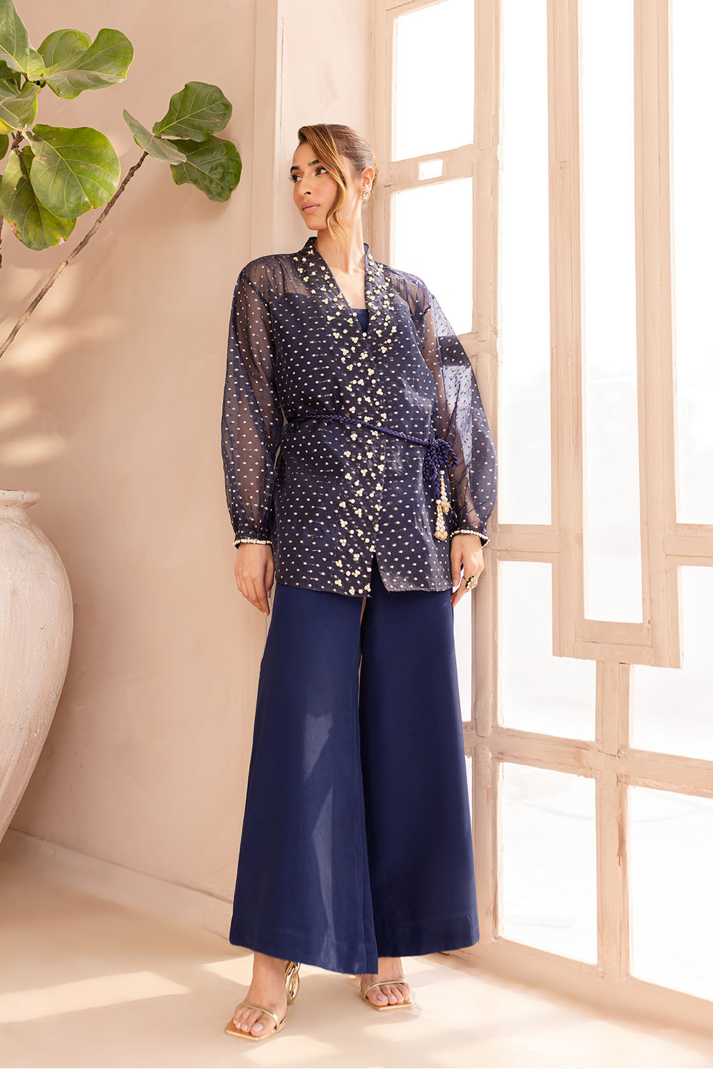 https://cdn.shopify.com/s/files/1/0019/7217/4947/files/5_0f532e9d-5148-4a3a-8dd3-056cc8b3f8cf.jpg?v=1764583012