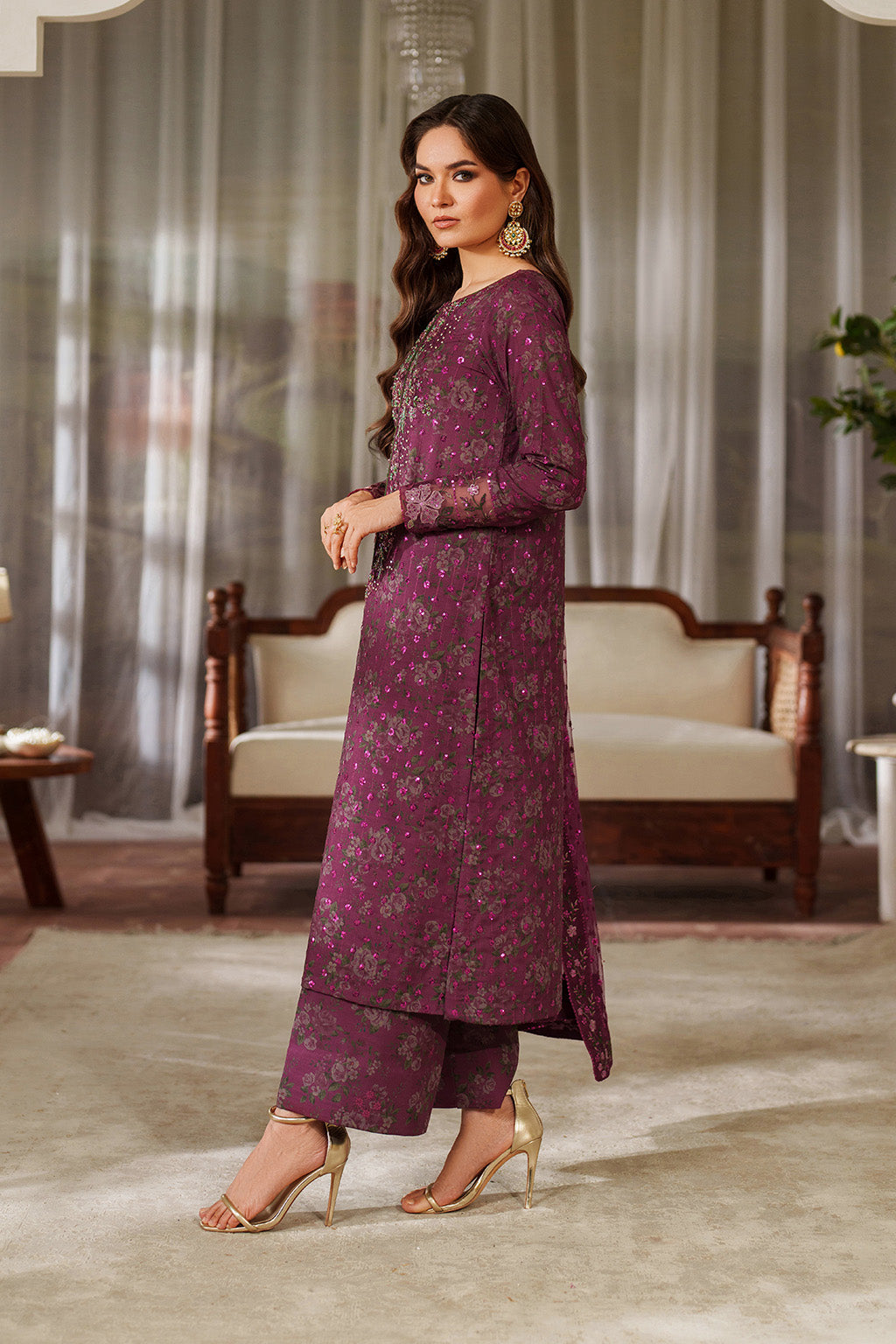 UE-538 Printed Formals