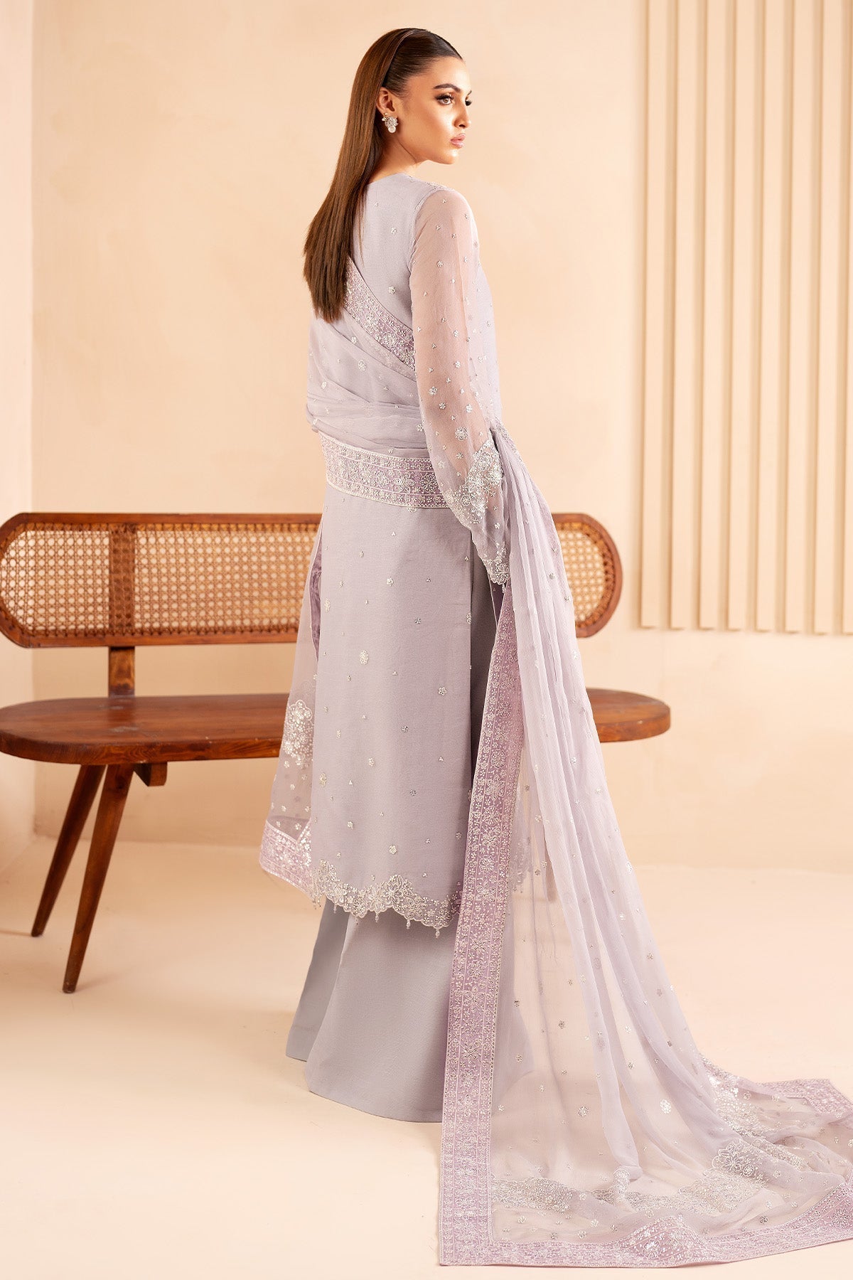 Farasha – Vivid Style