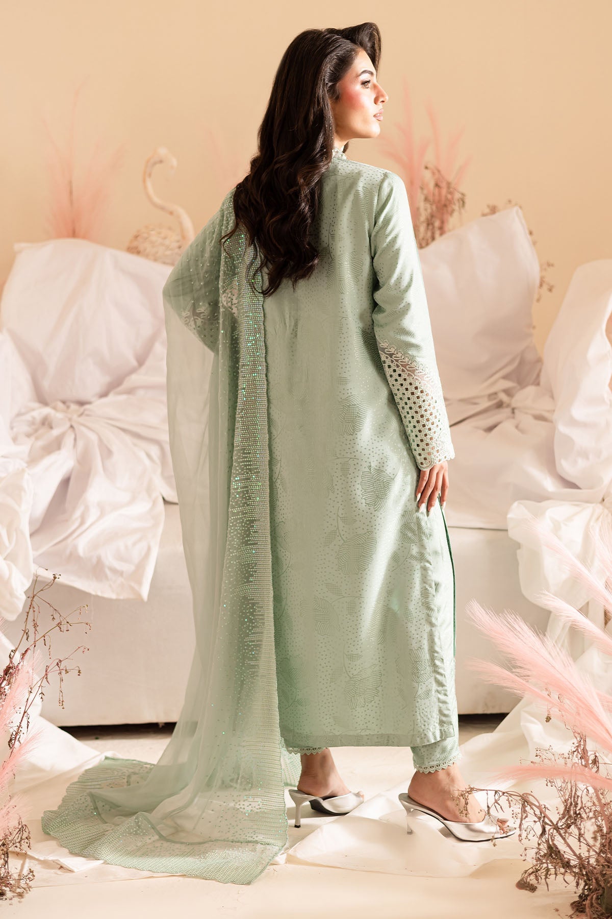 https://cdn.shopify.com/s/files/1/0551/9487/8152/files/5_b874e1f8-f6d8-40a8-9579-39b4dd25cf07.jpg?v=1751313440