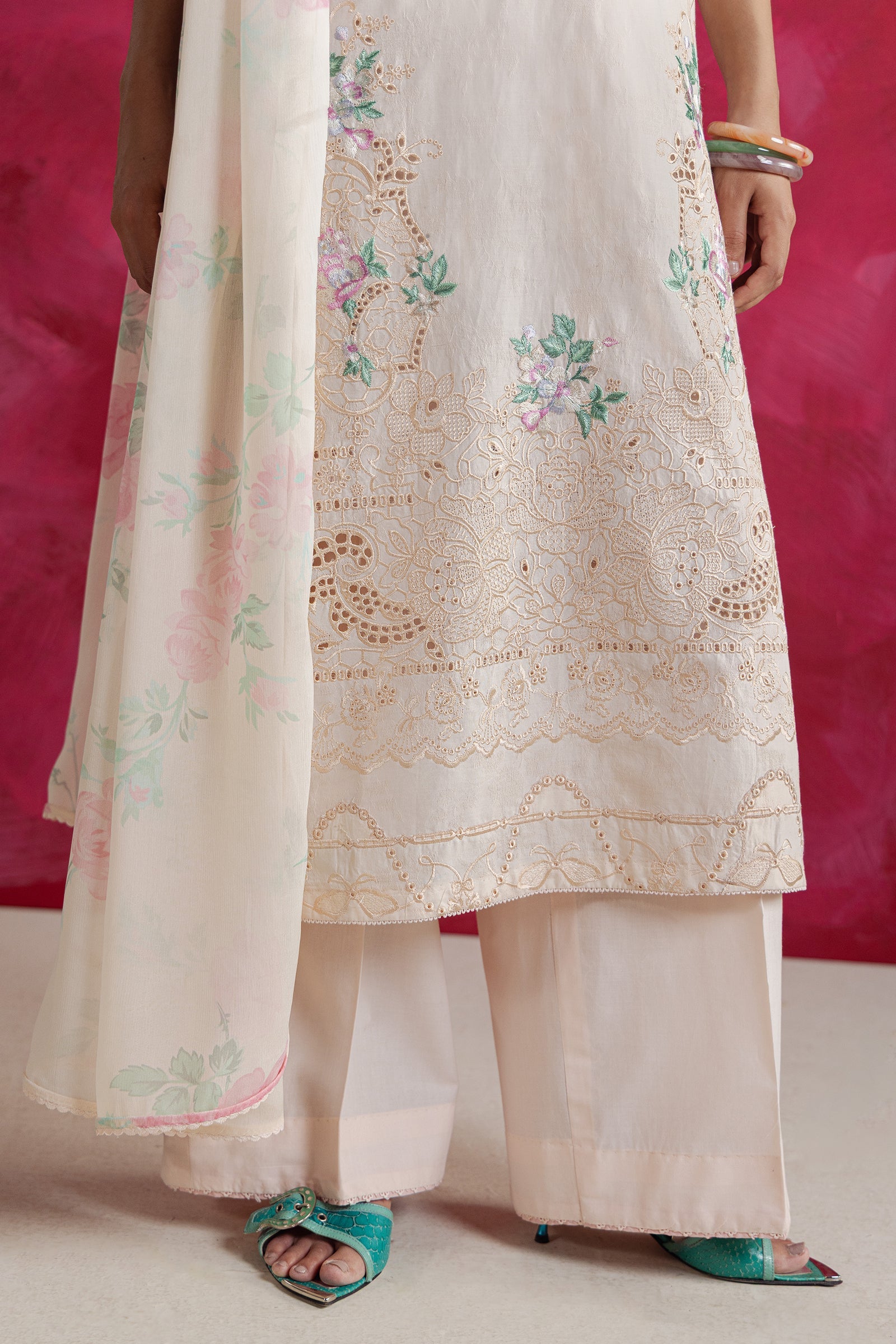 https://cdn.shopify.com/s/files/1/0886/3957/0230/files/5_b31be4fb-3ba1-4fc1-a743-628d57d02a59.jpg?v=1781872319