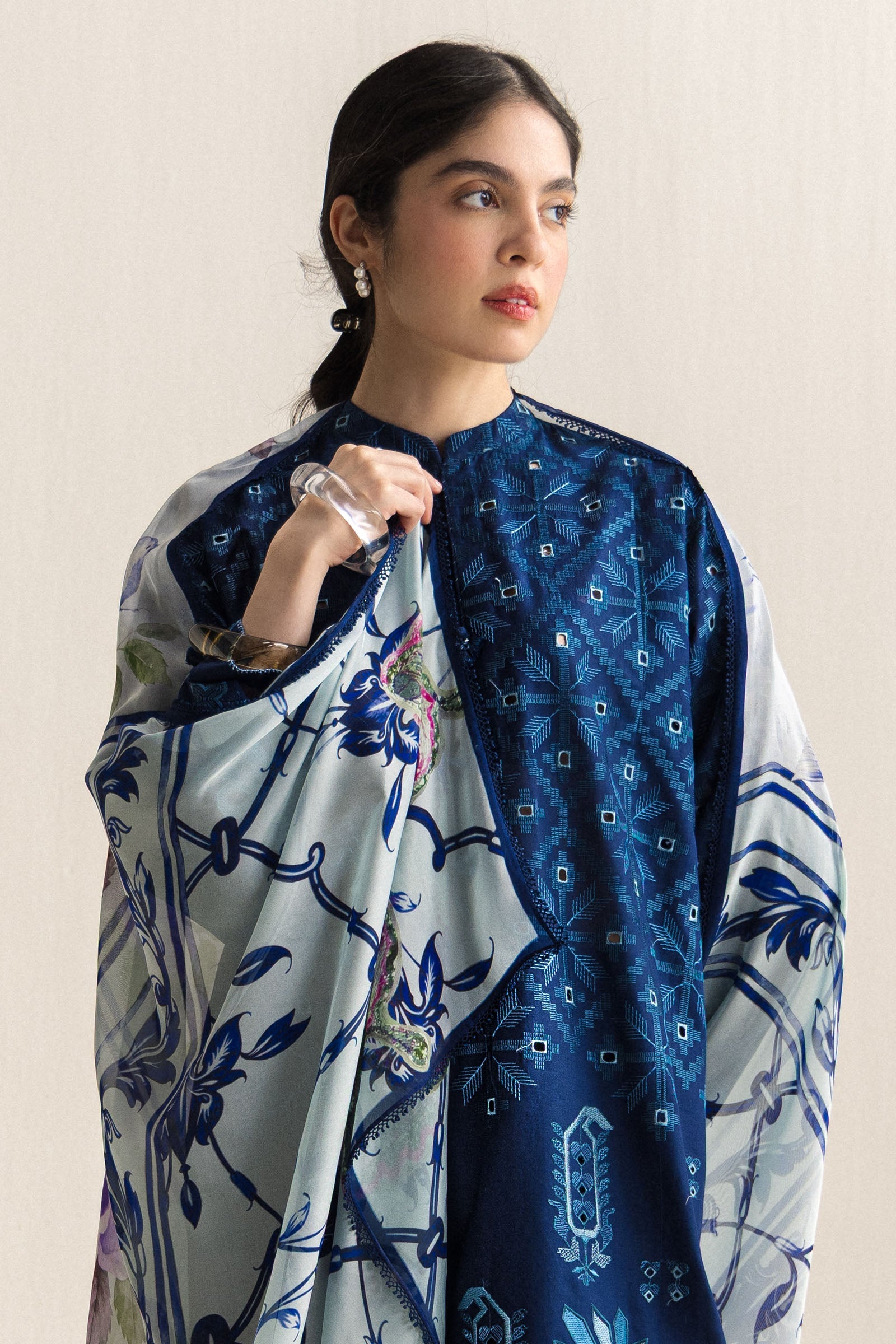 https://cdn.shopify.com/s/files/1/0886/3957/0230/files/5_d5f39111-5893-4f45-9124-904209a19faf.jpg?v=1777127454
