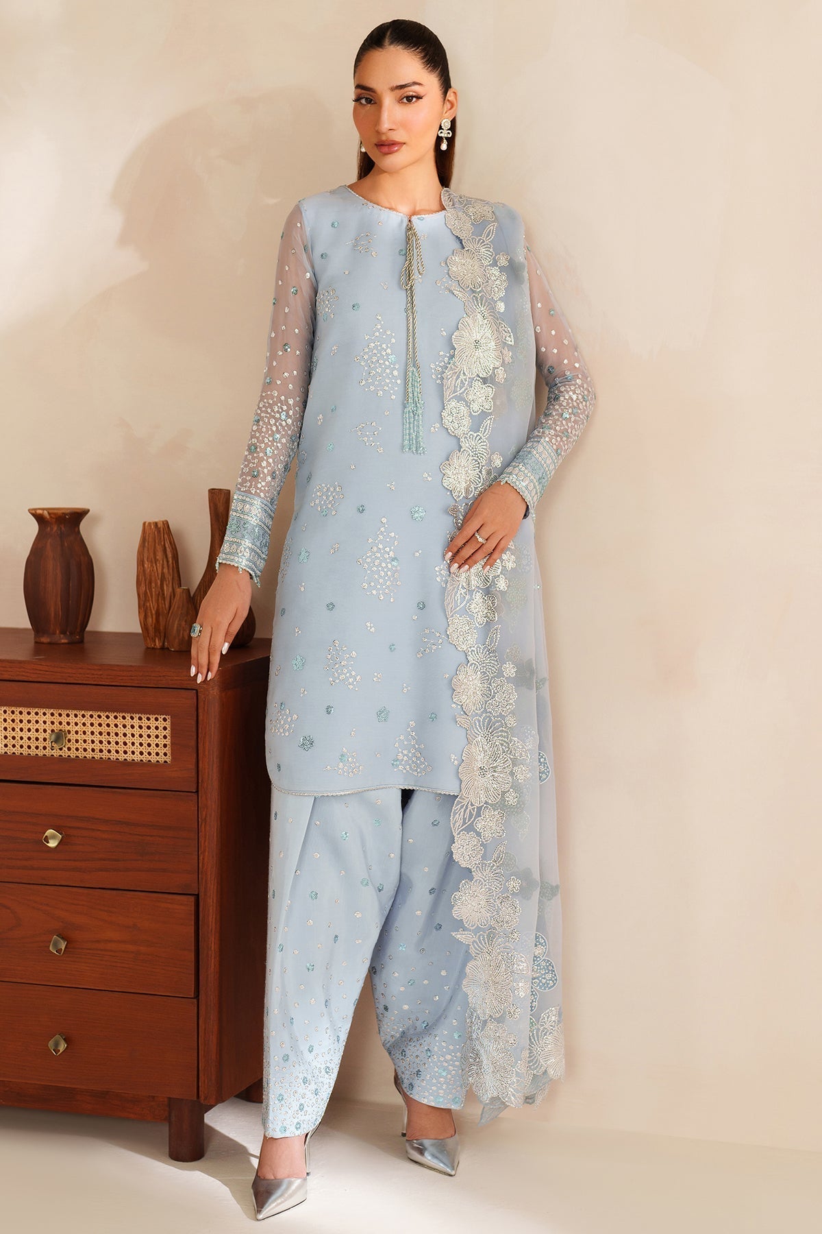 Farasha – Frosted Mist Style