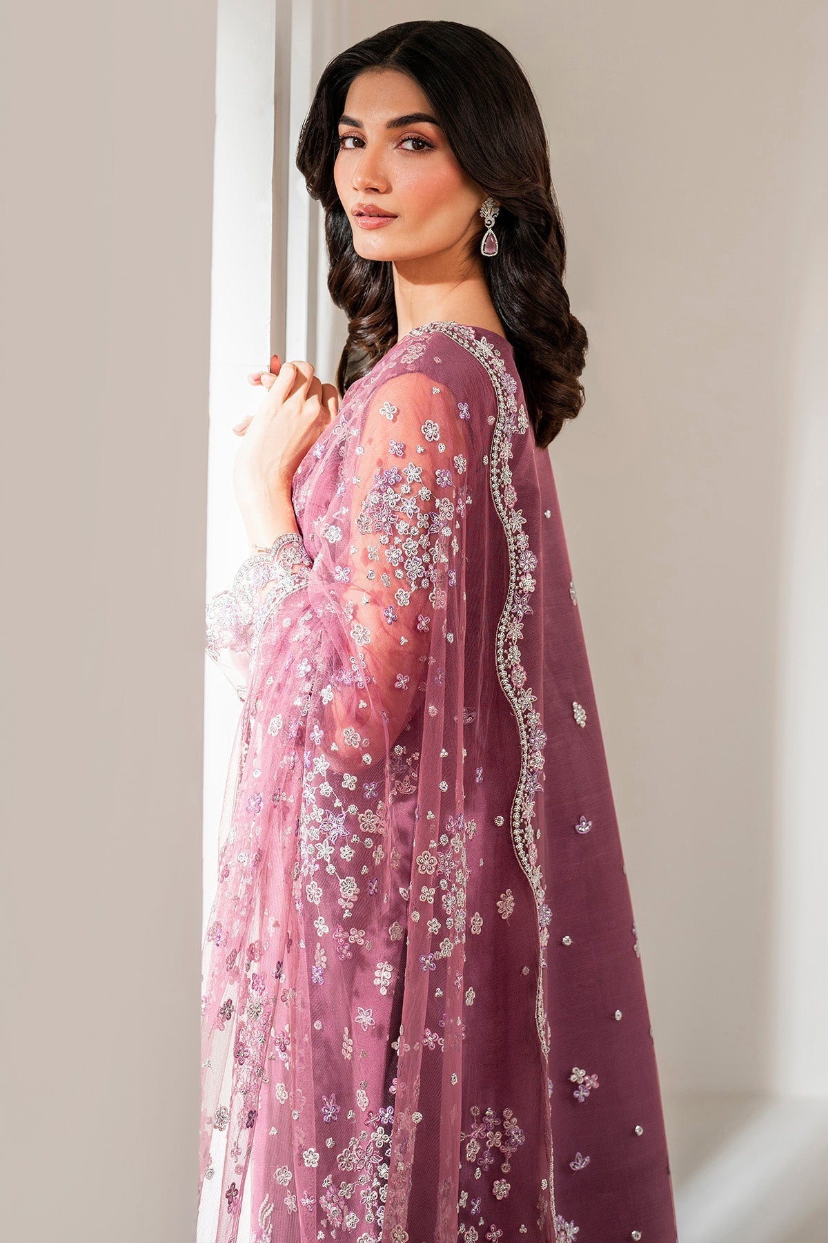 Farasha – Ariana Style