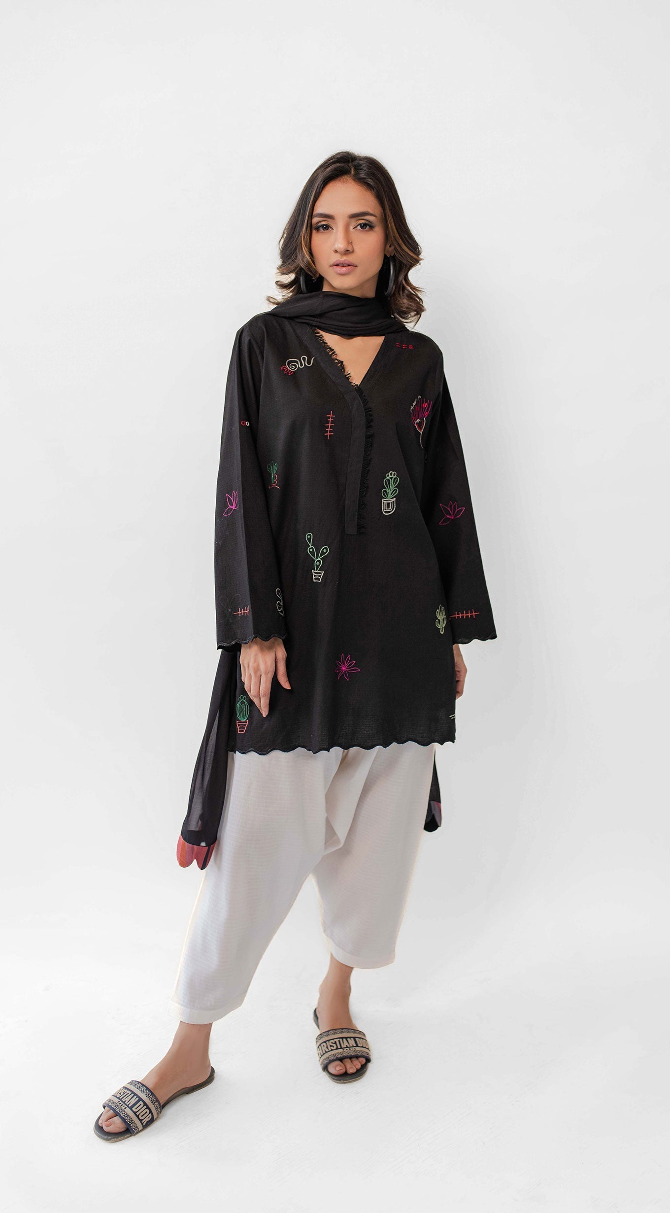 https://cdn.shopify.com/s/files/1/0654/4313/5706/files/6-bb77122d-d1d9-4a69-ac3c-77b9504f466a.jpg?v=1714642053