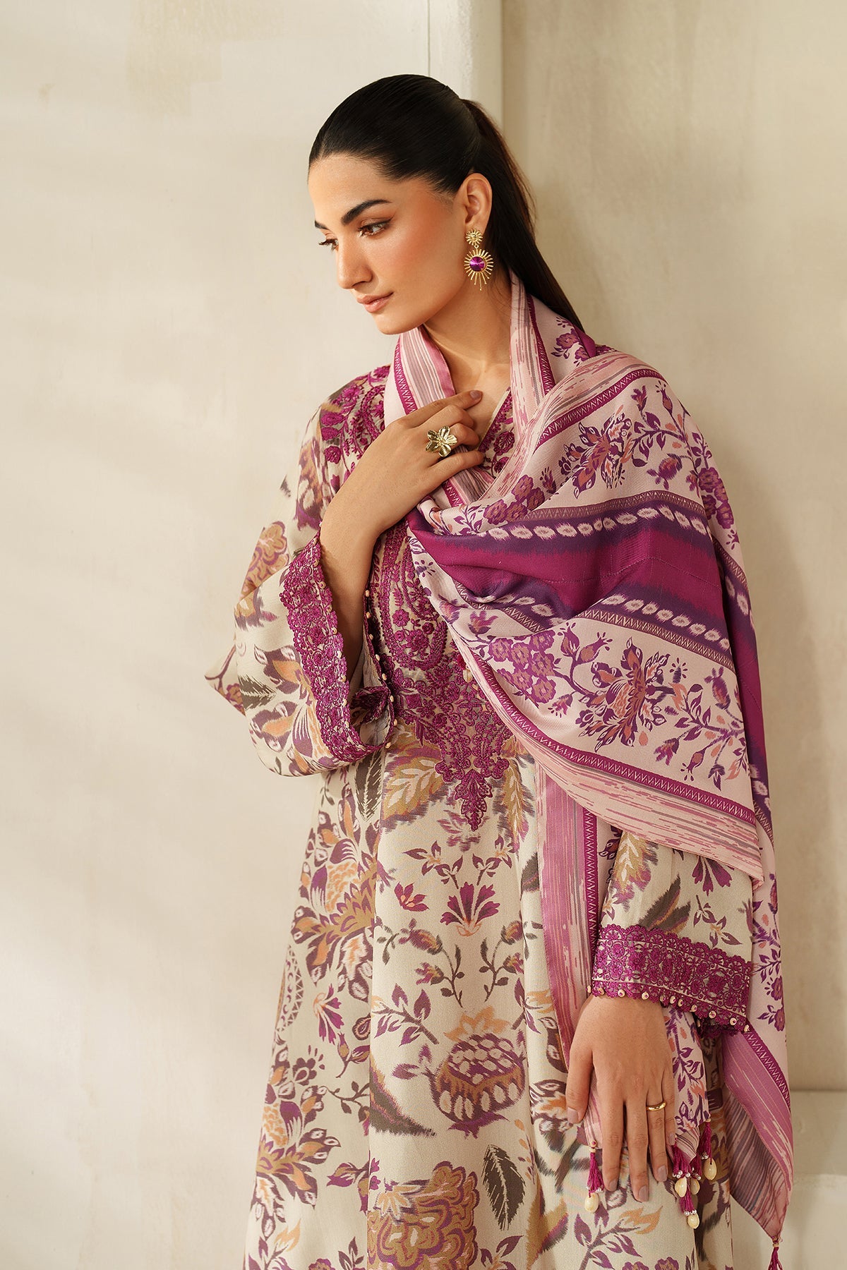 EMBROIDERED KHADDAR SF-4329