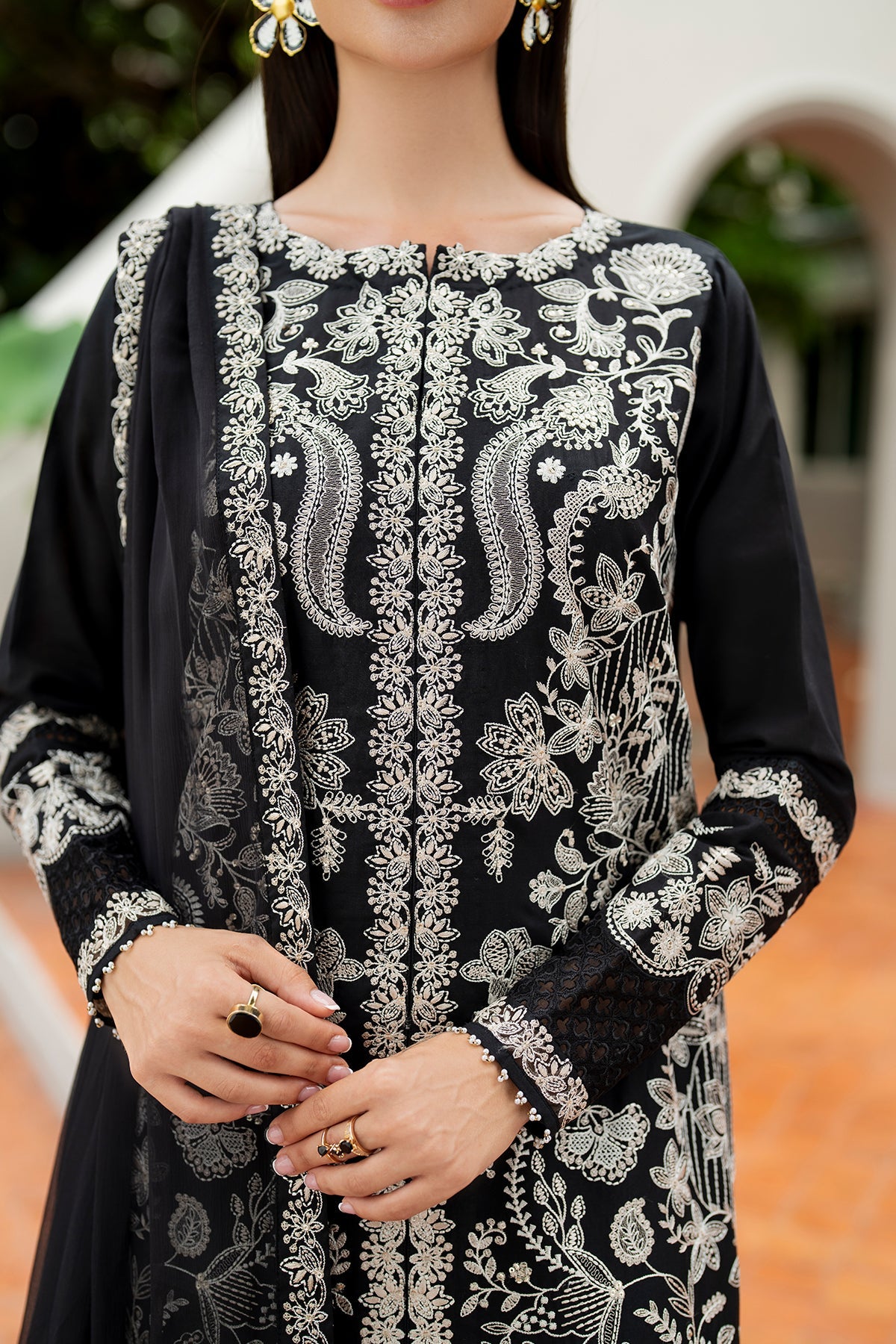 EMBROIDERED LAWN UF-4197