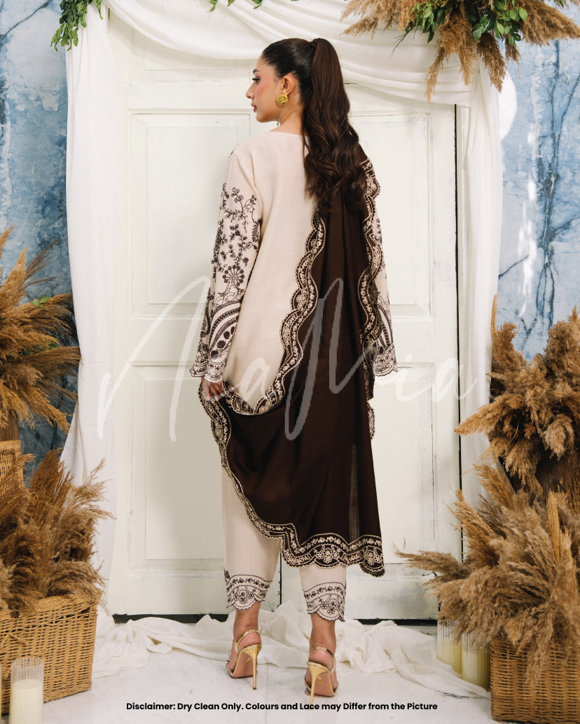 Cocoa Cream Shawl