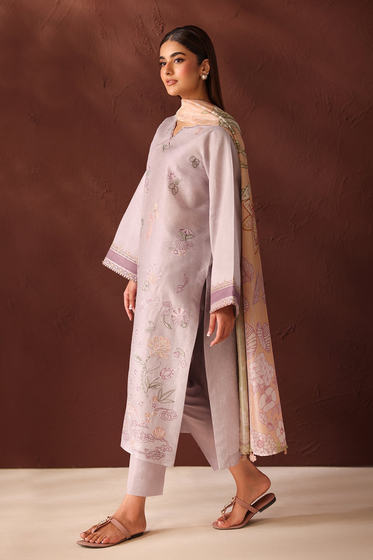 EMBROIDERED SELF JACQUARD UF-4484