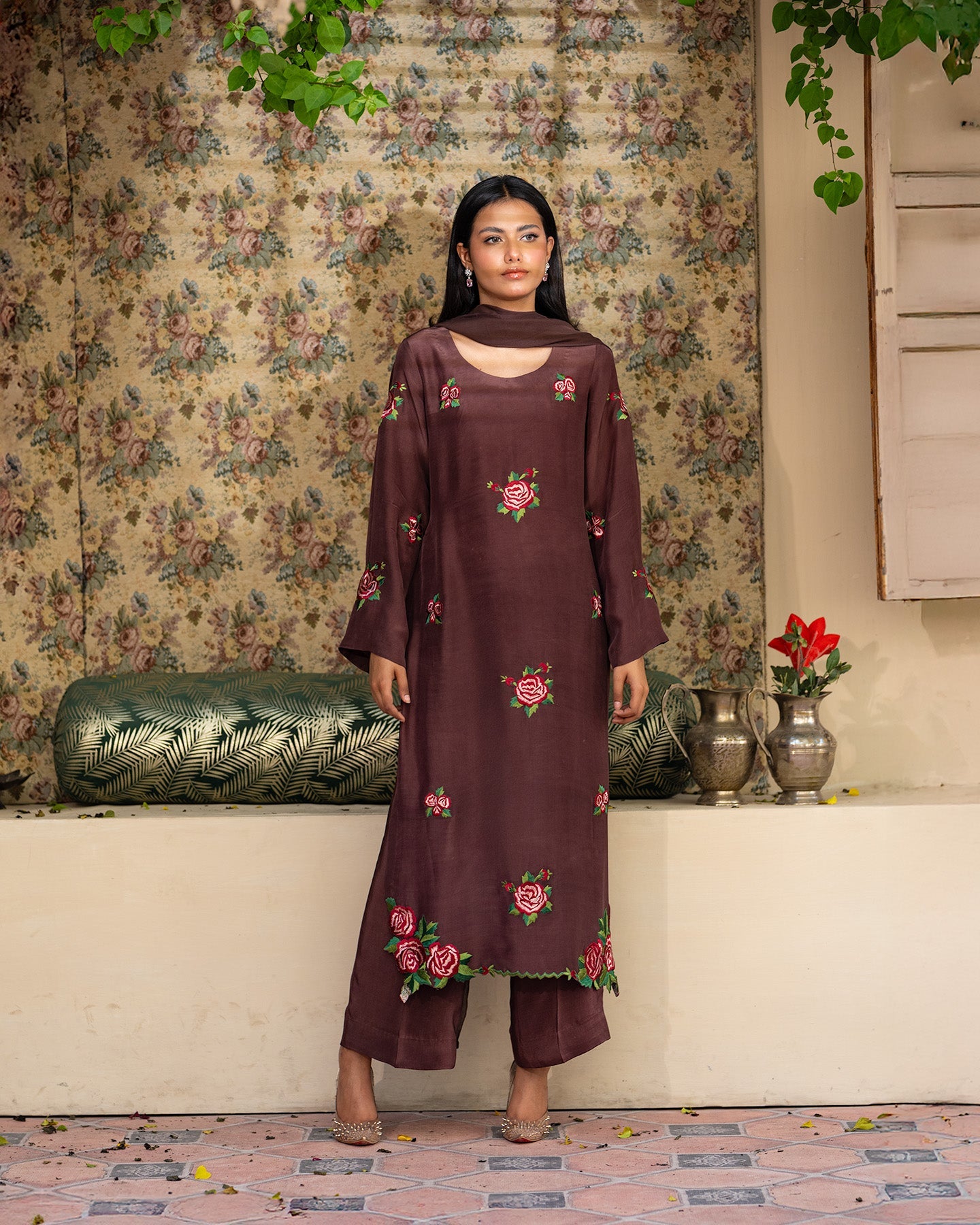 Outfit Name: Gulnaz
Collection: Nazm
Code: CBR 105