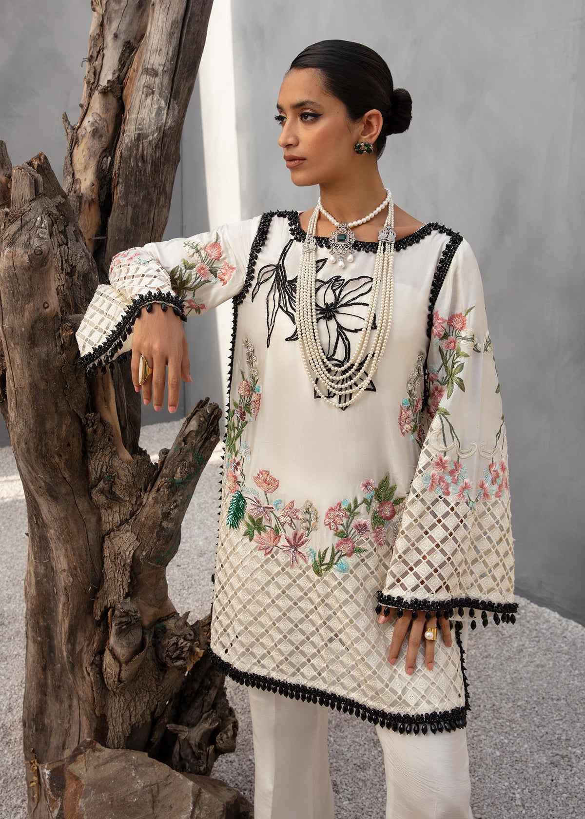 Saira Shakira