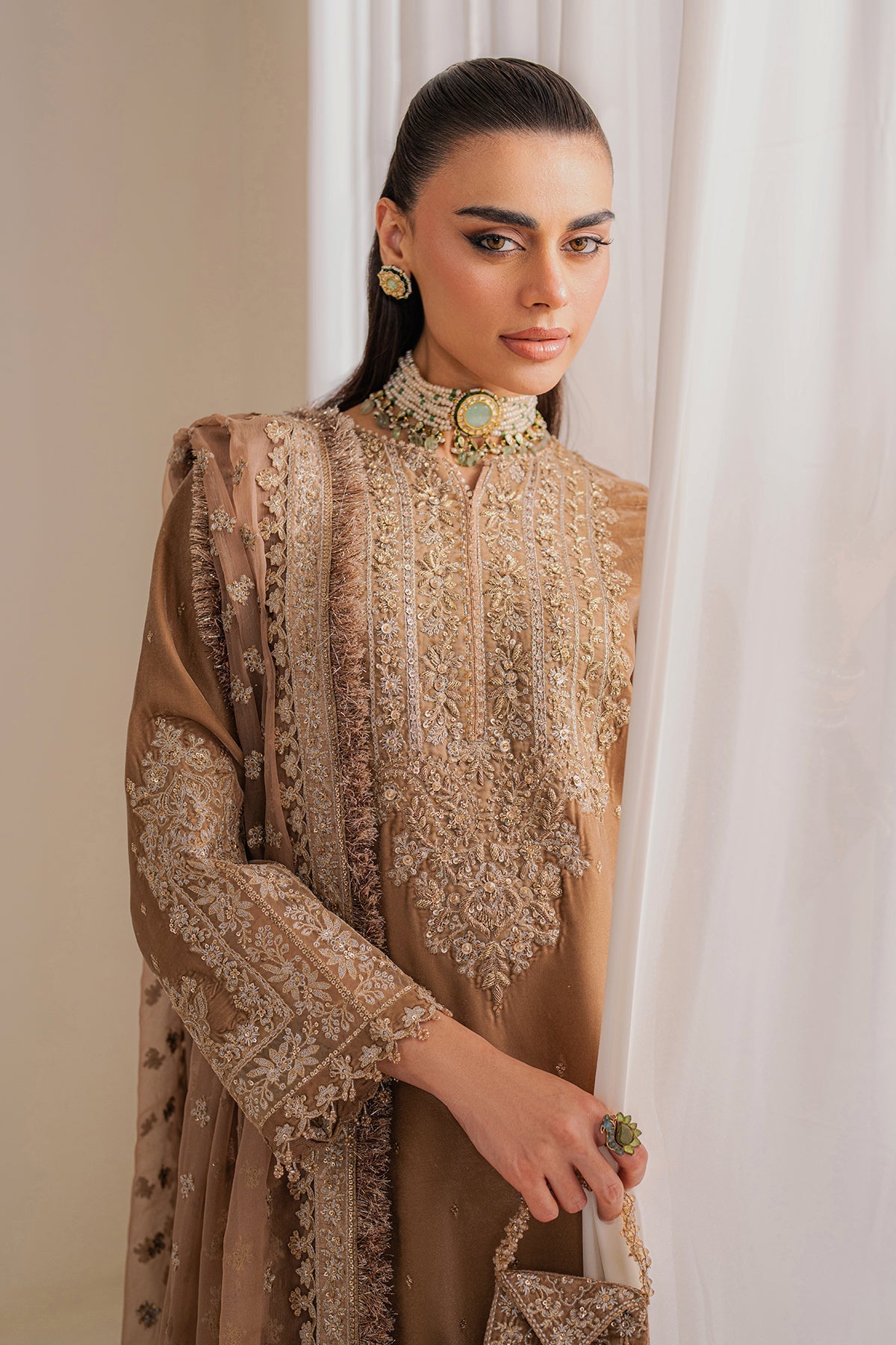 EMBROIDERED VELVET SF-754