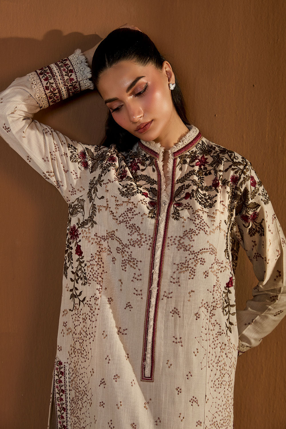https://cdn.shopify.com/s/files/1/0380/1920/3117/files/6A-_4_633fd2c7-9b2b-4a7d-a15d-cc154e896271.jpg?v=1763116656