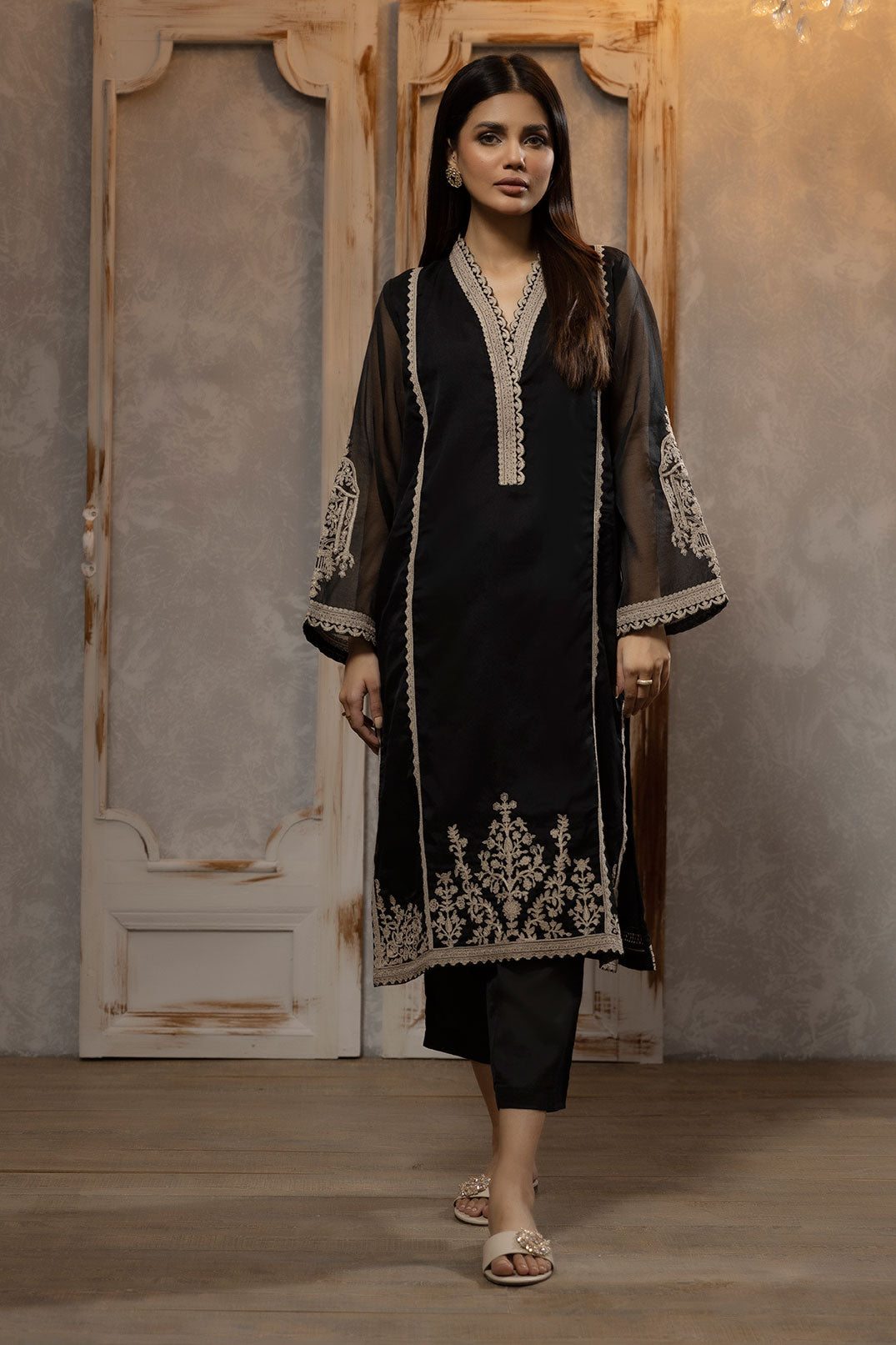 https://cdn.shopify.com/s/files/1/0587/3080/7460/products/6F5A0735_0079_6F5A0838.jpg?v=1736415091