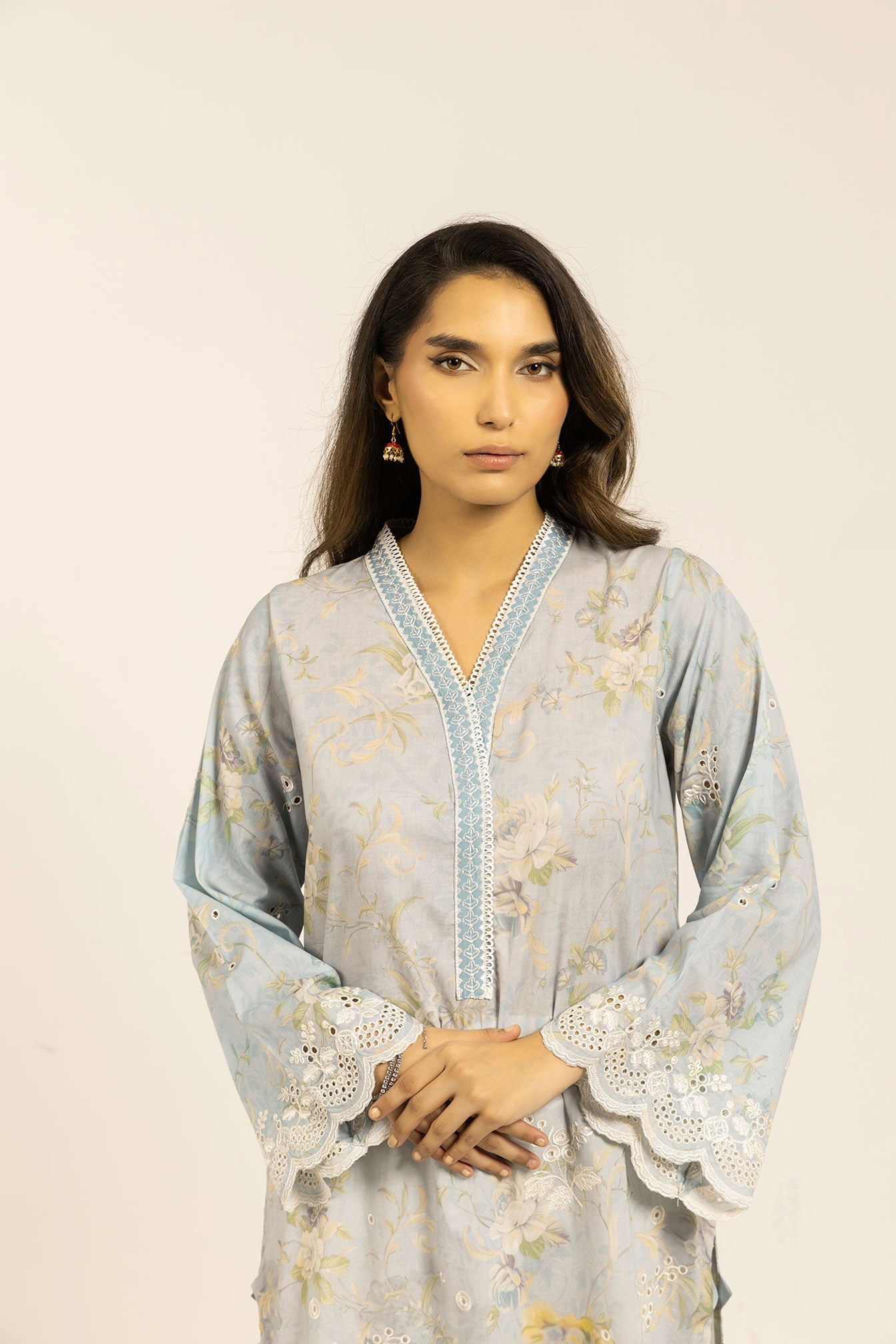 https://cdn.shopify.com/s/files/1/0587/3080/7460/files/6F5A7332_e37d338e-7e1c-4c8d-a89d-af89b6a8c597.jpg?v=1736414144