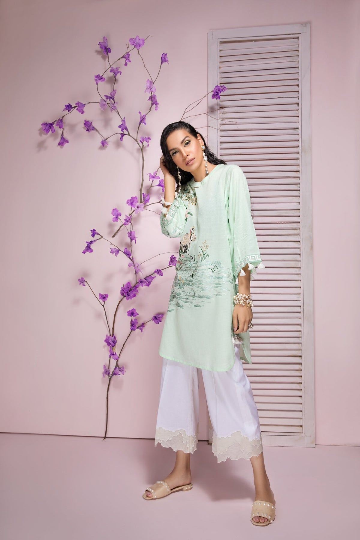 MANDARIN GARDEN AQUA (EVE-180188)