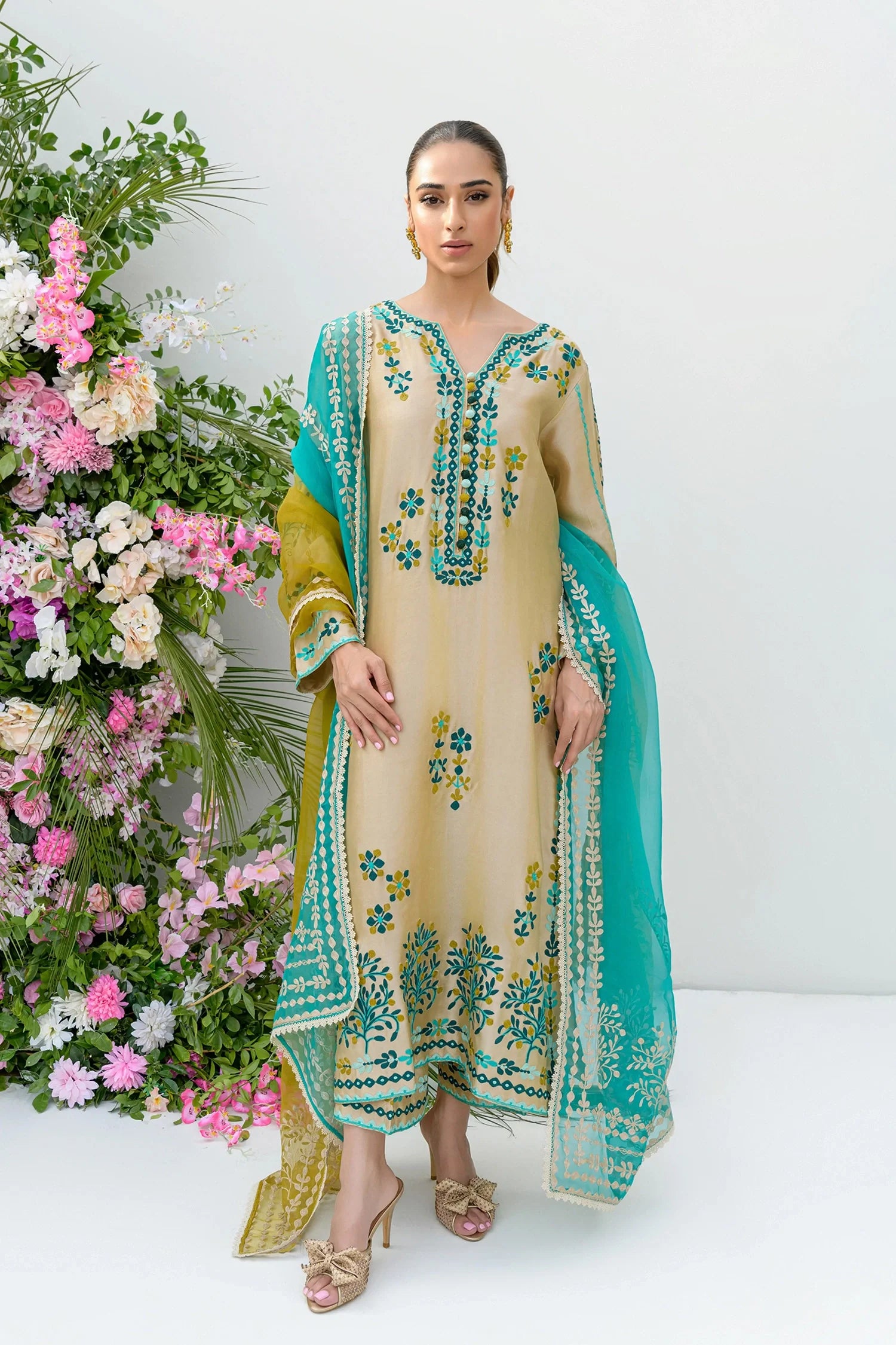 https://cdn.shopify.com/s/files/1/0645/9568/9628/files/6_ef4cbf8c-3890-4350-889f-71b08c33d3ad.webp?v=1777017426