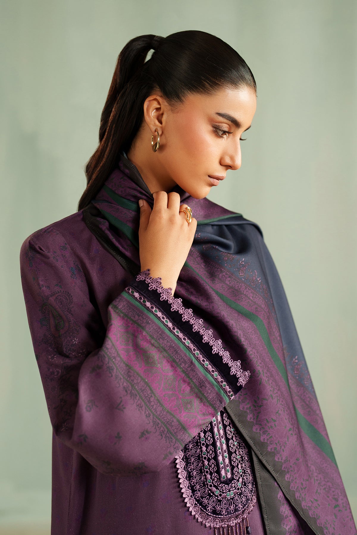 EMBROIDERED KHADDAR SF-4323