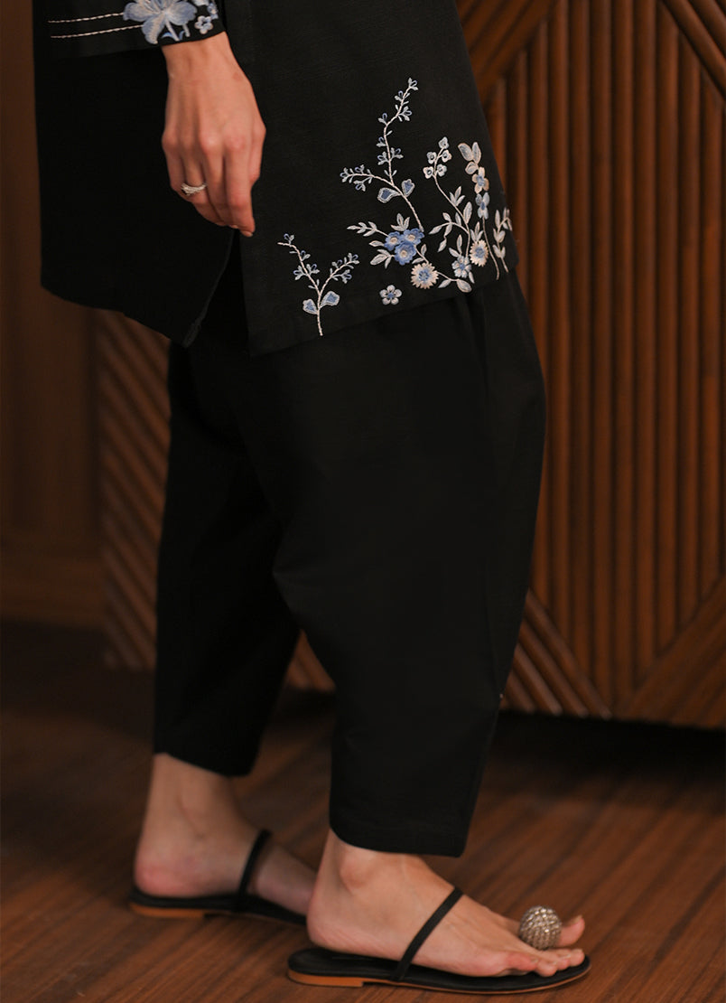 https://cdn.shopify.com/s/files/1/0418/6429/8657/files/6_fd9031d0-42ea-430e-bba4-83a8d199cb50.jpg?v=1765275776