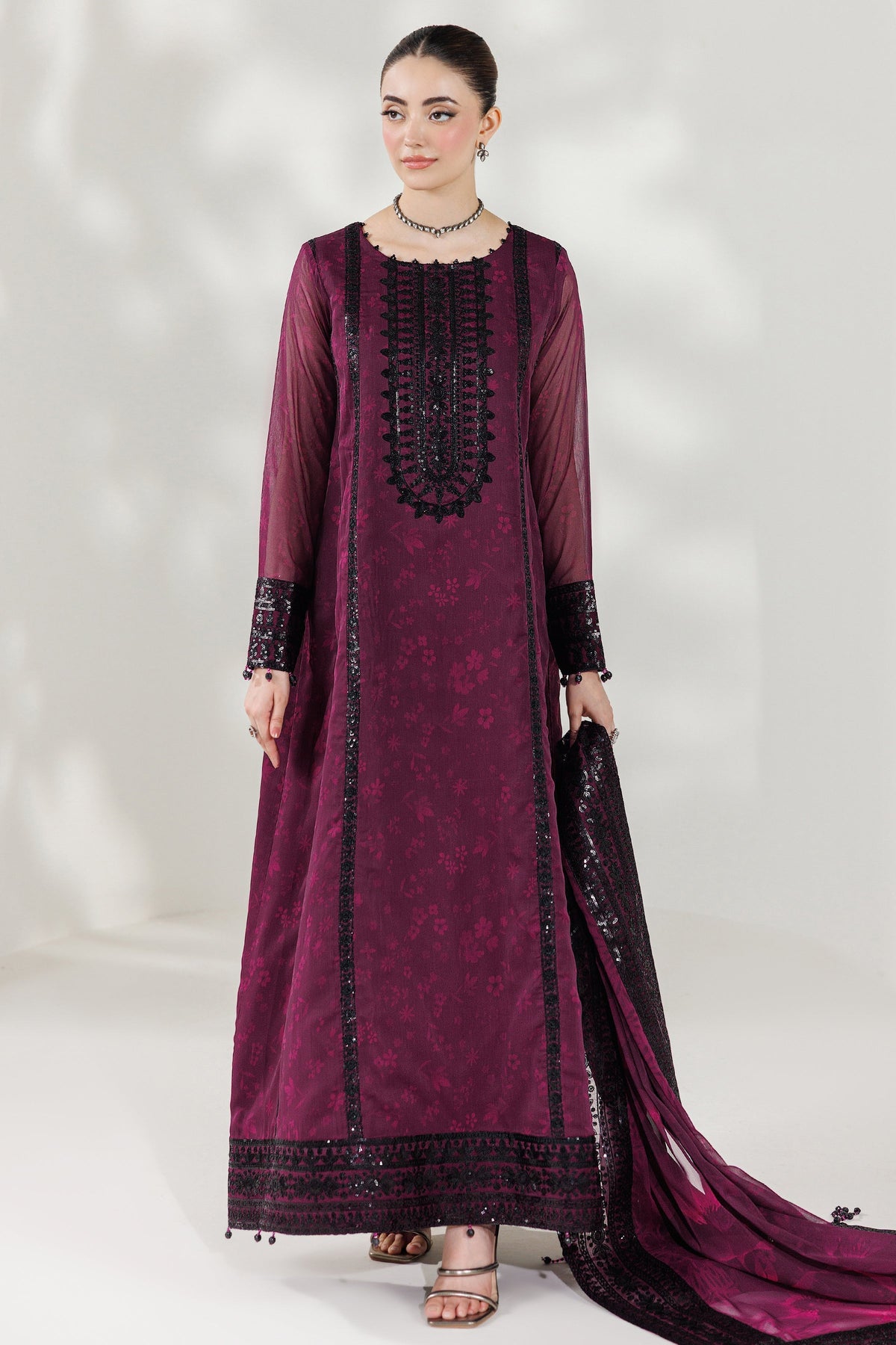 Farasha – Violet Eclips Style