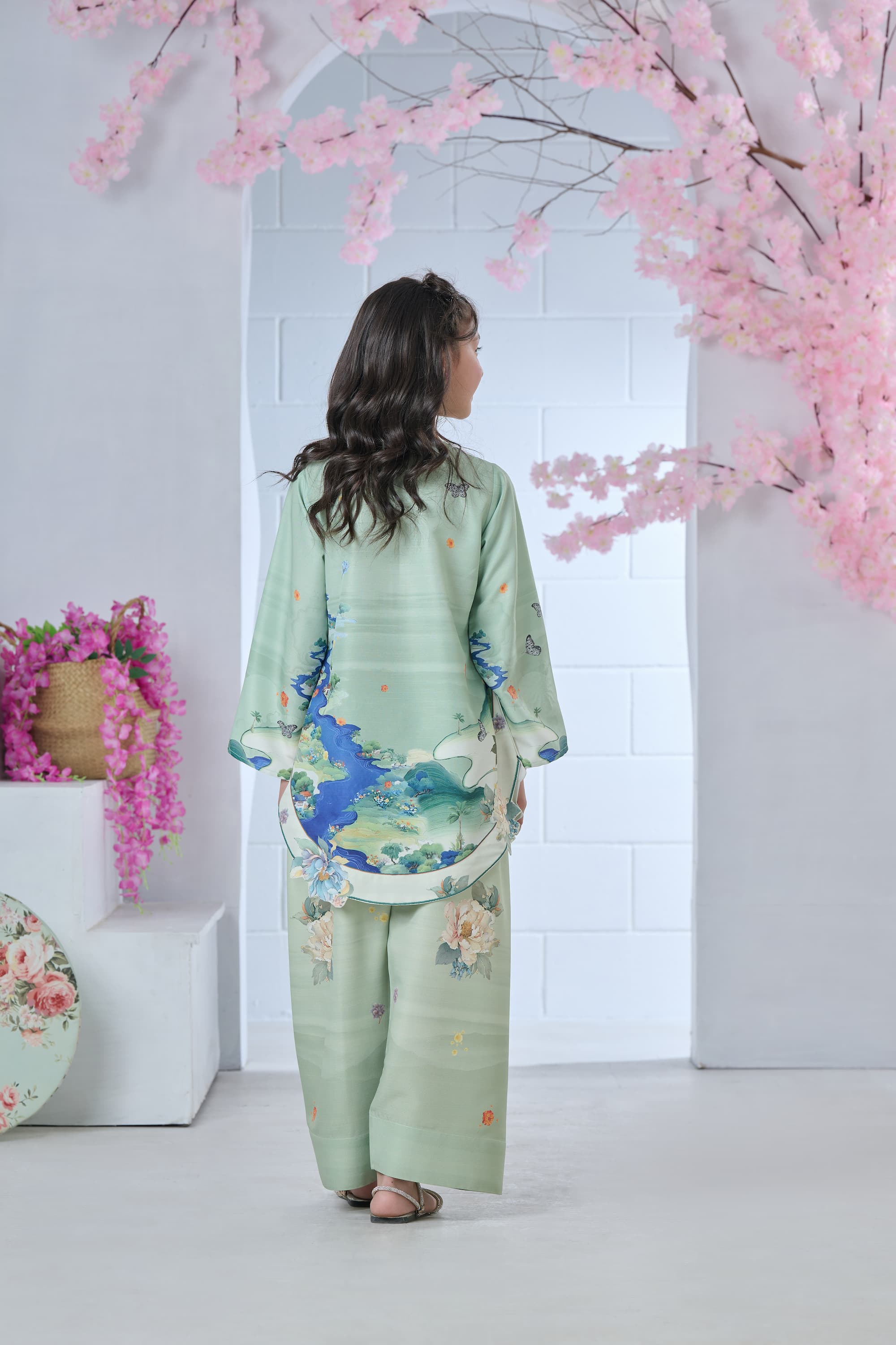 Mini Oriental Escape 2-Piece