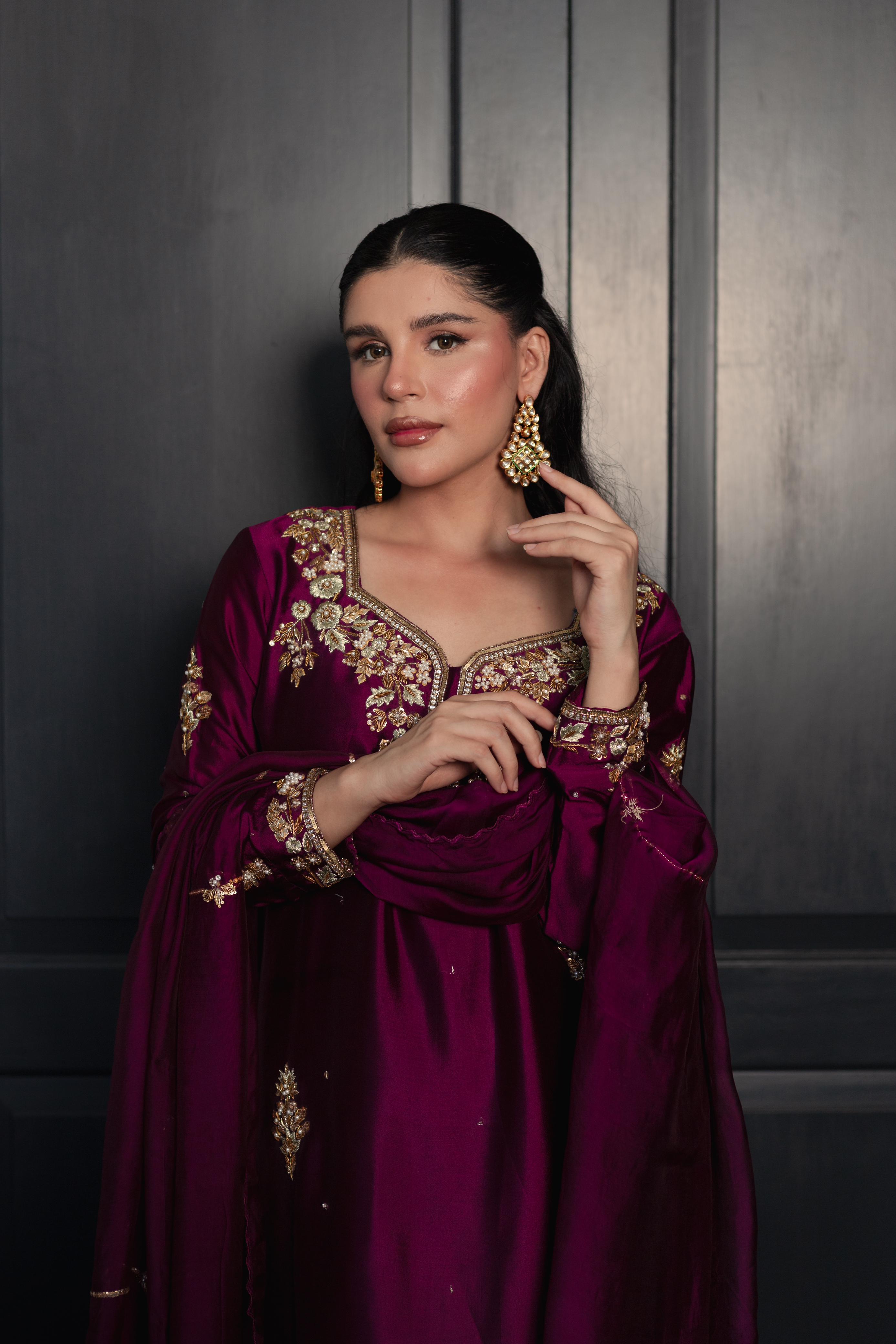 Amira