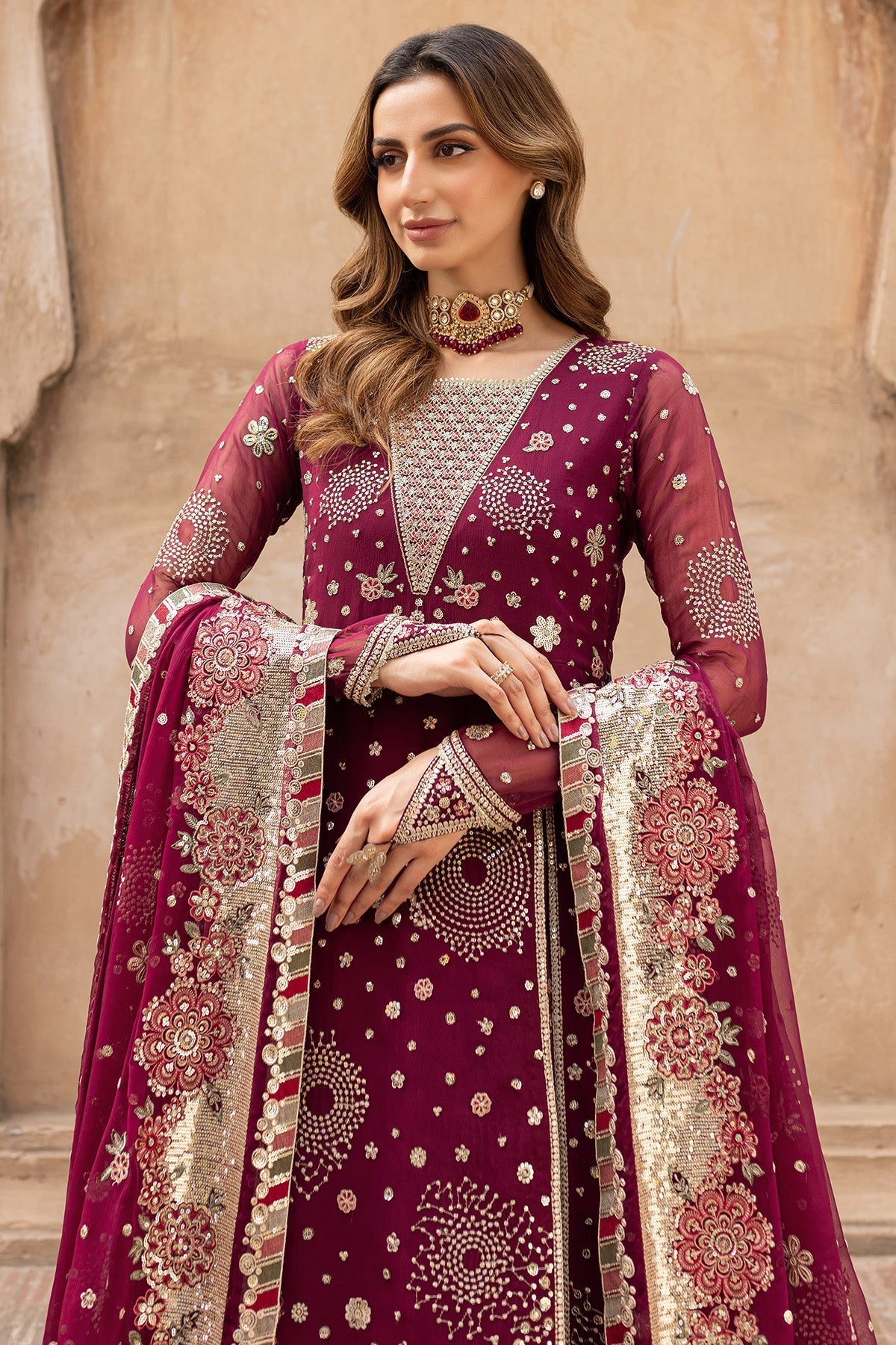 Farasha – Scarlet Charm Style